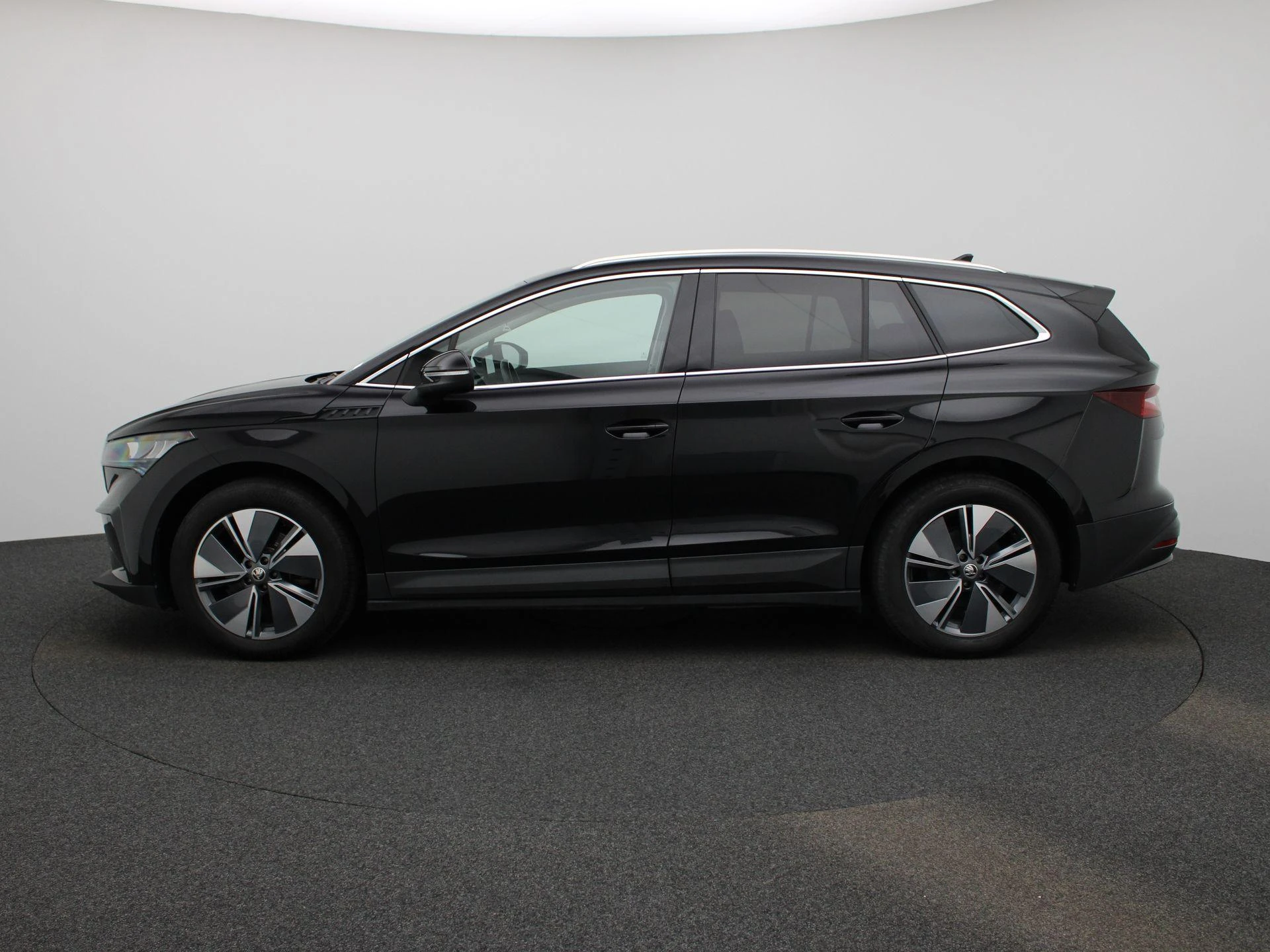 Škoda-Enyaq iV-image-4