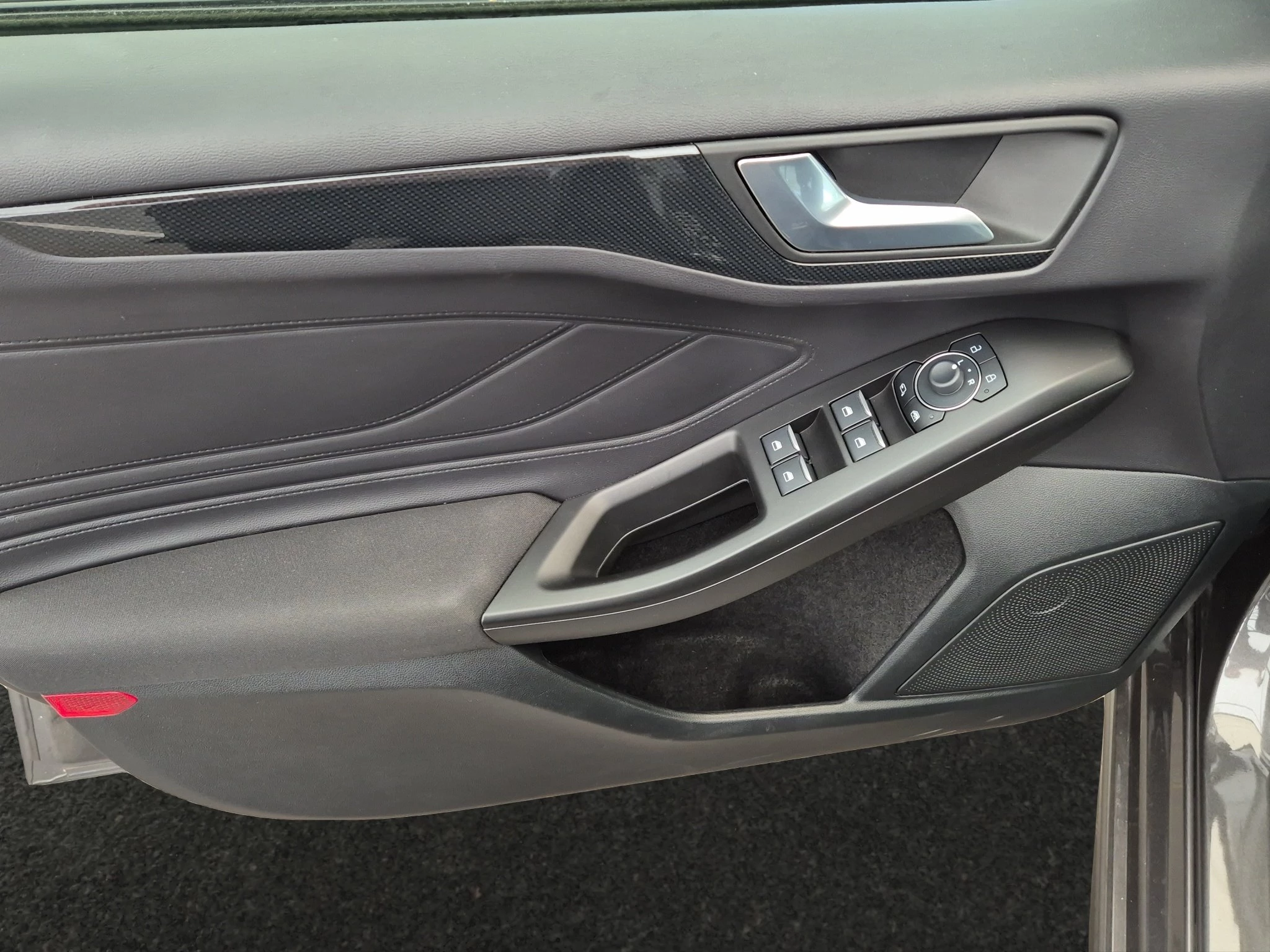 Ford Focus ST-Line X Turnier Aut.*AHK*ACC*HUD*KAM*NAVI*WINTER-PKT.