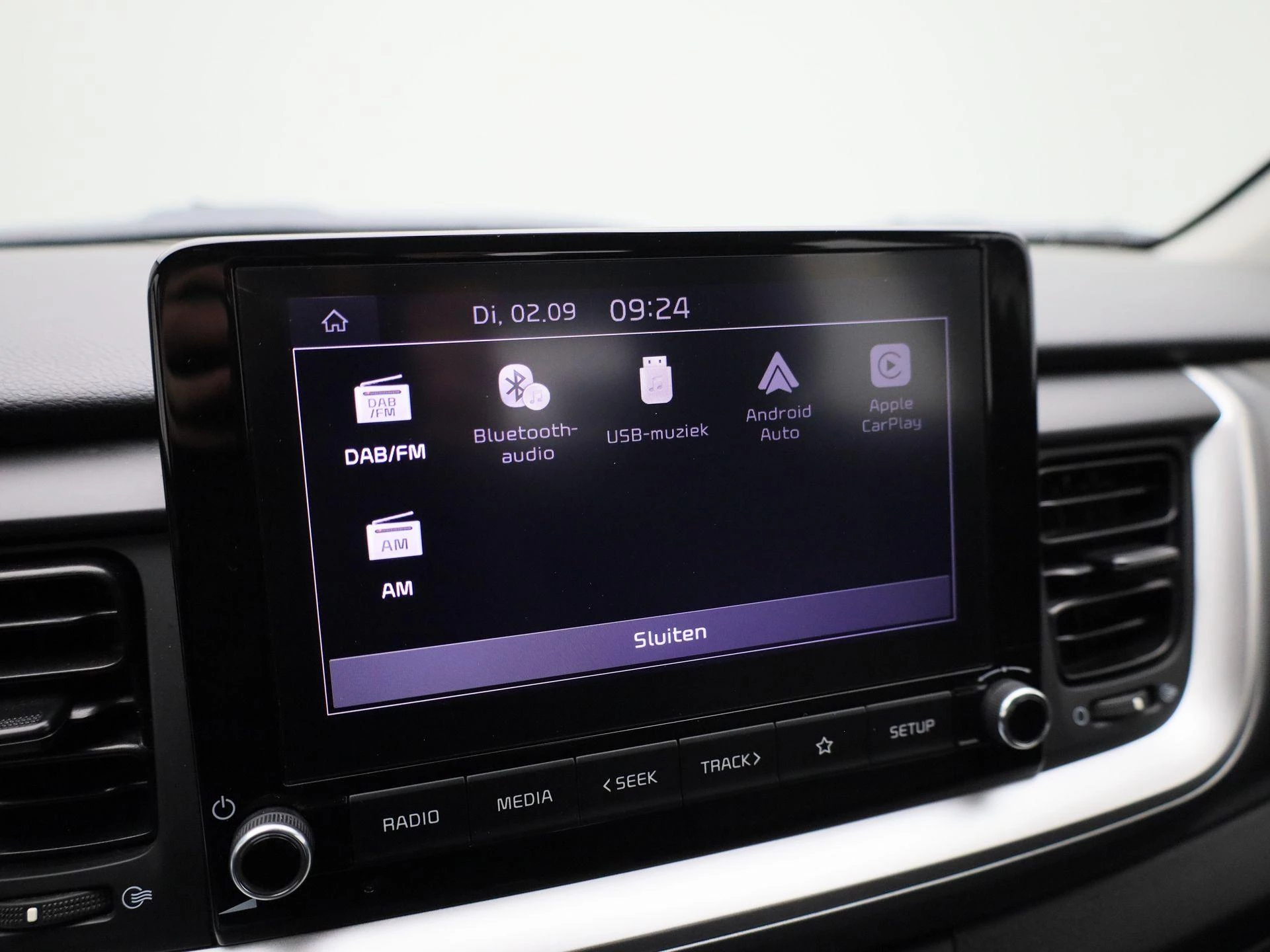 Kia-Stonic-image-16