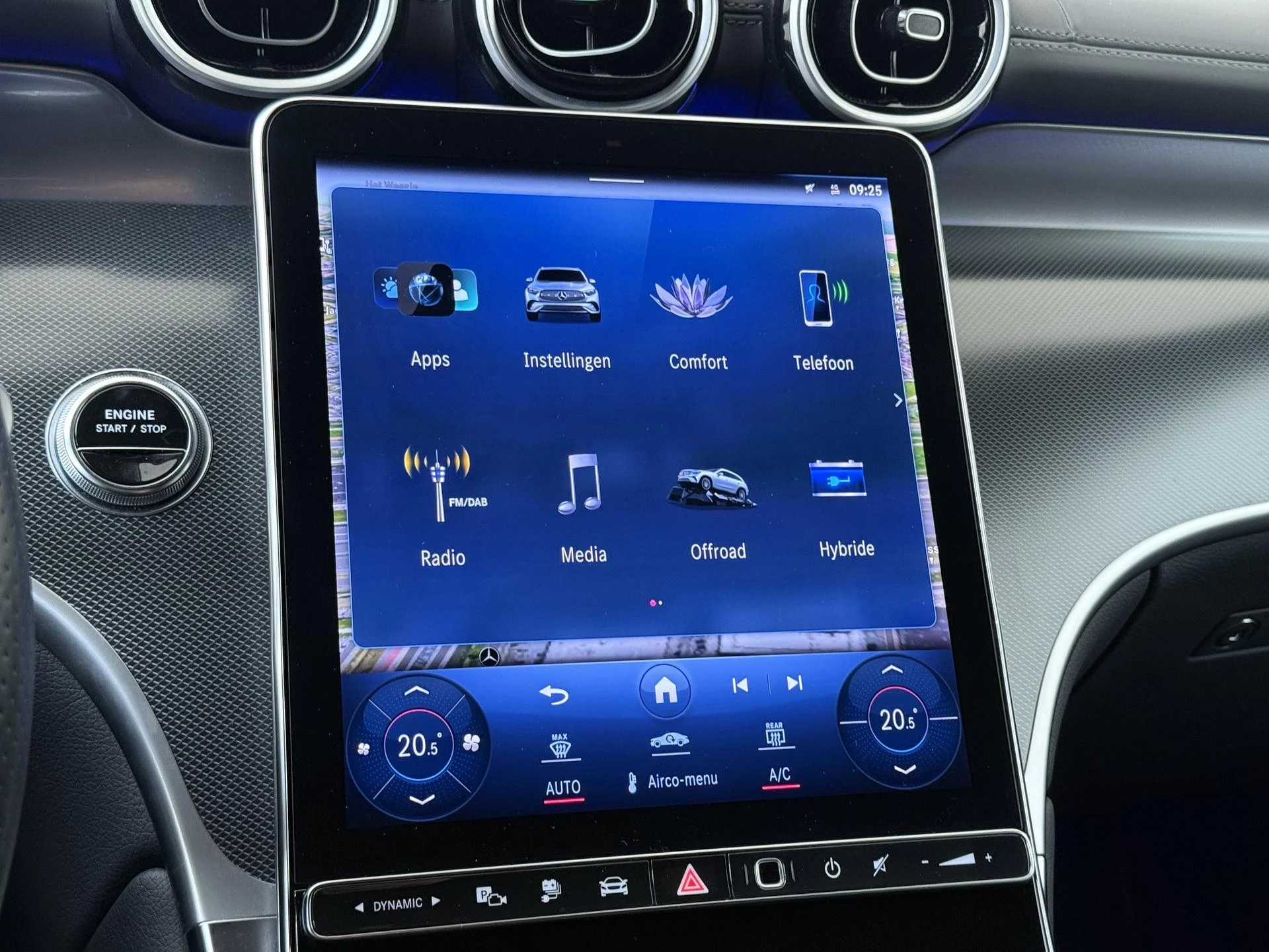 Mercedes-Benz-GLC-image-18