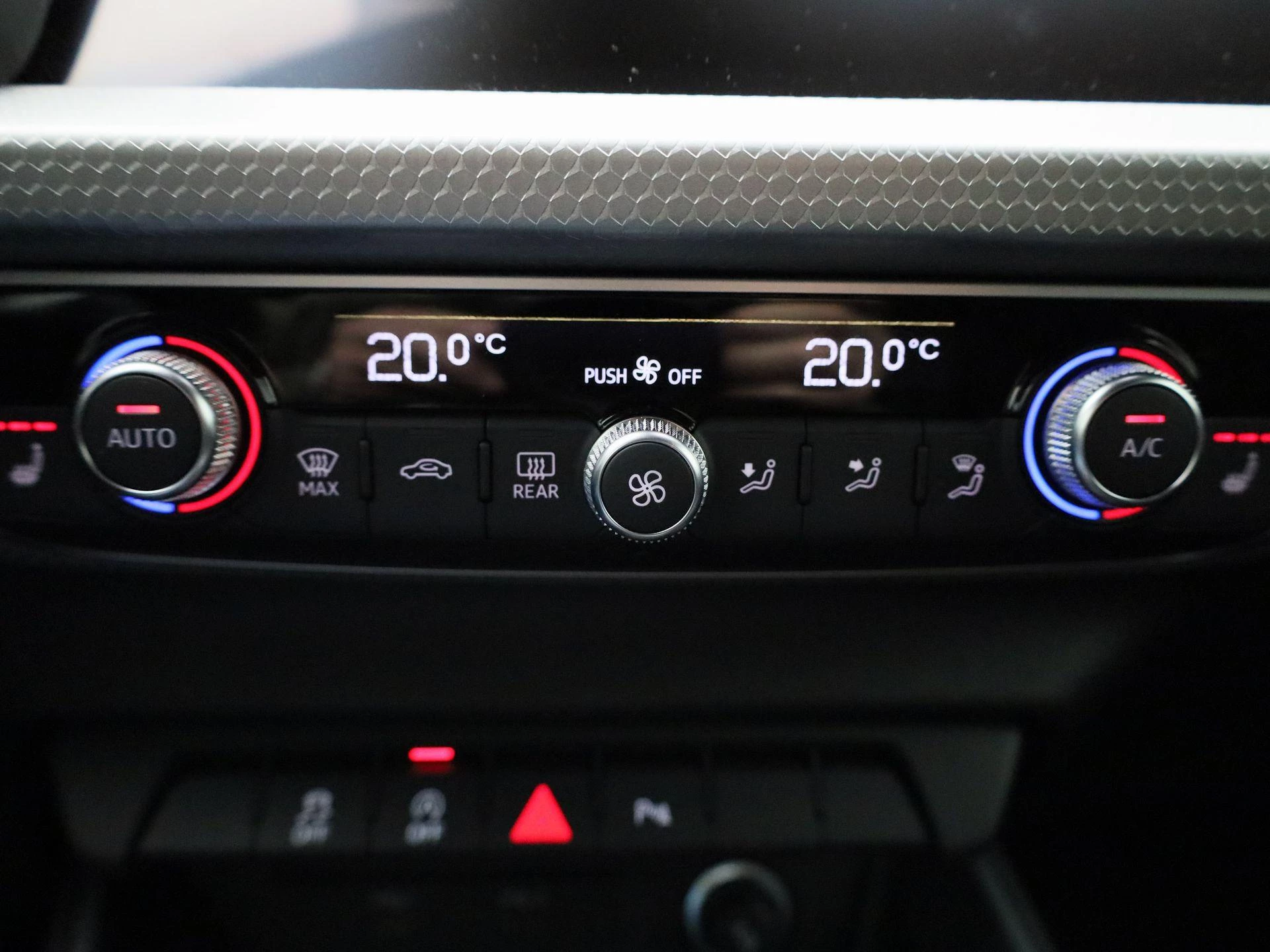 Audi-A1 Sportback-image-23