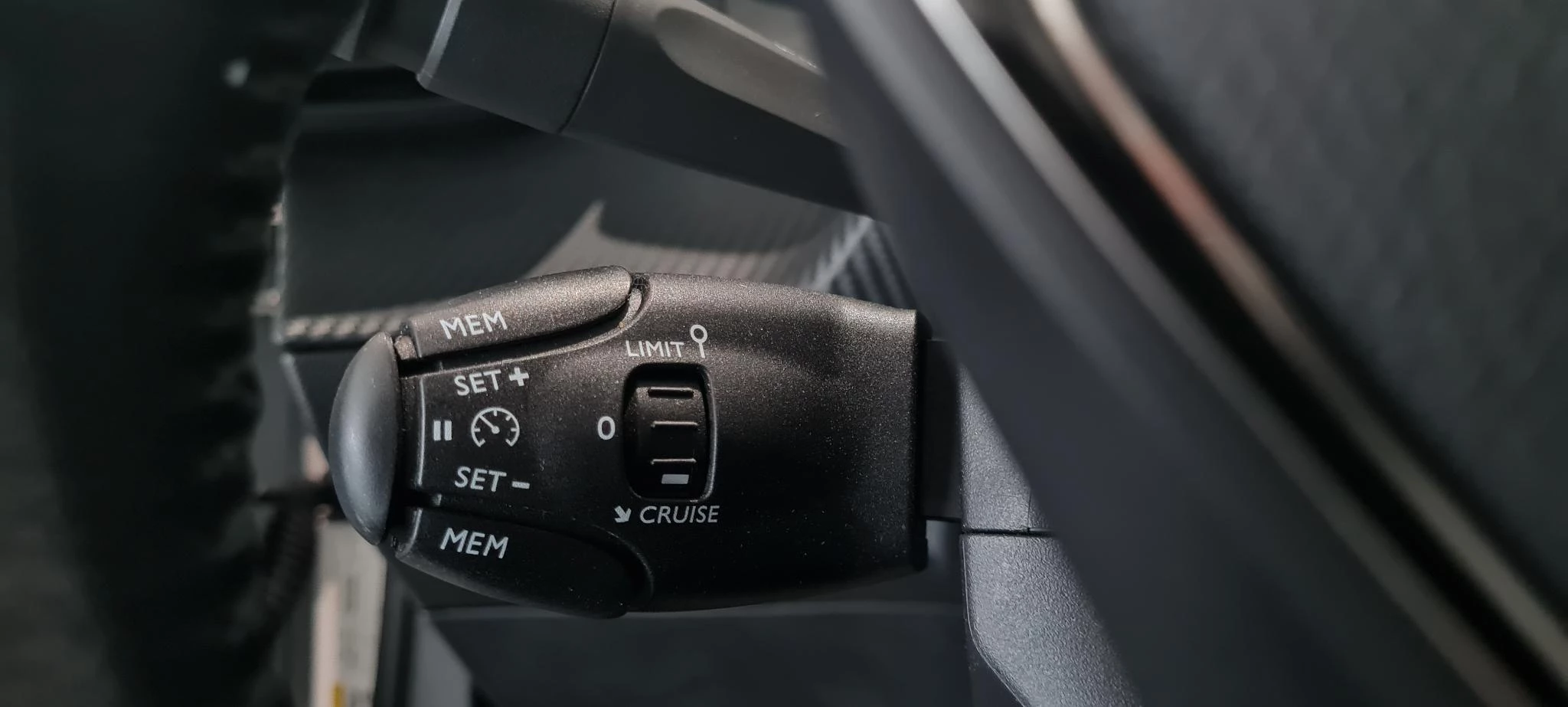 Peugeot-2008-image-20