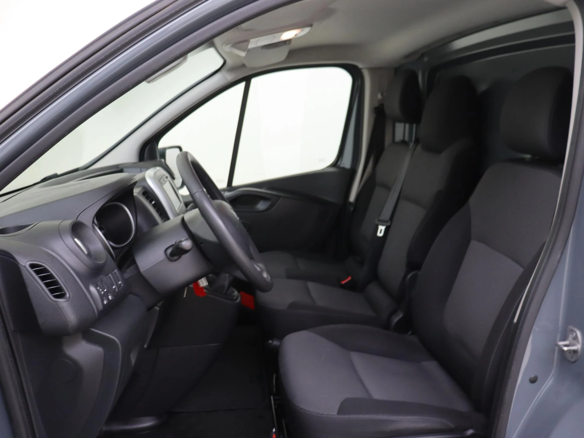 Renault-Trafic-image-11