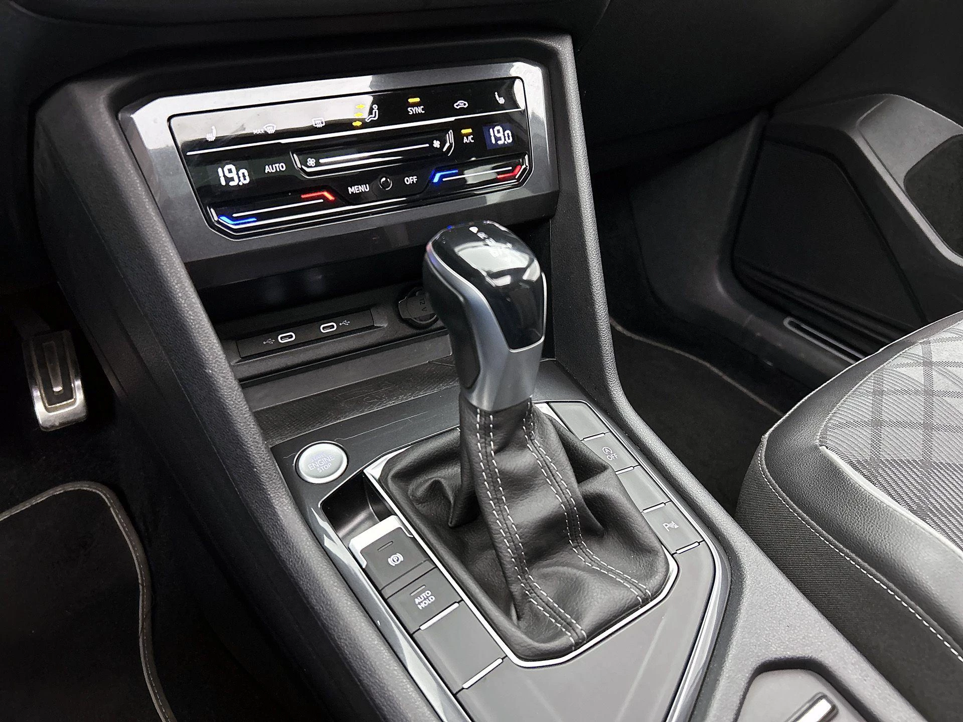 Volkswagen-Tiguan Allspace-image-30