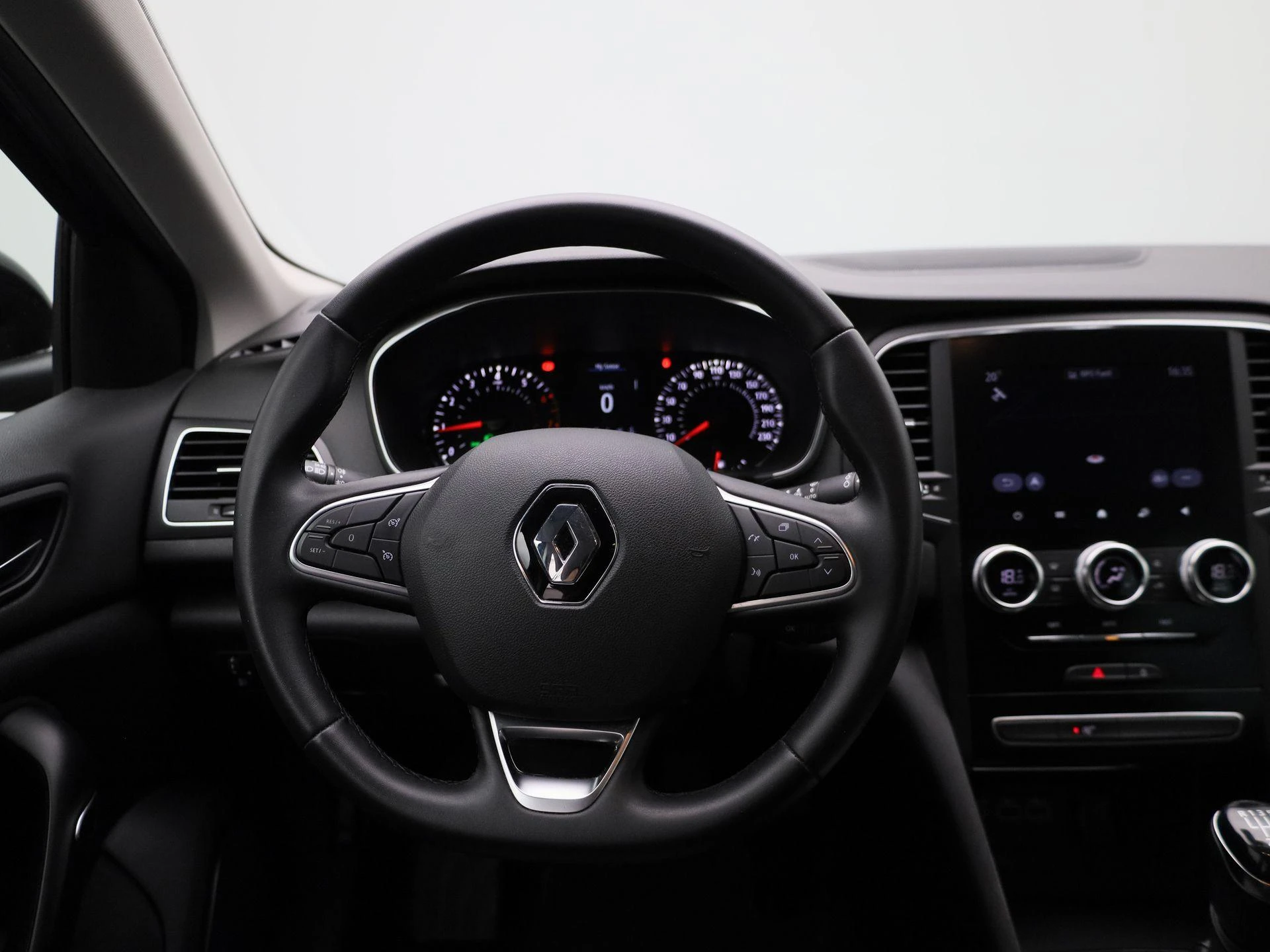 Renault-Mégane-image-6