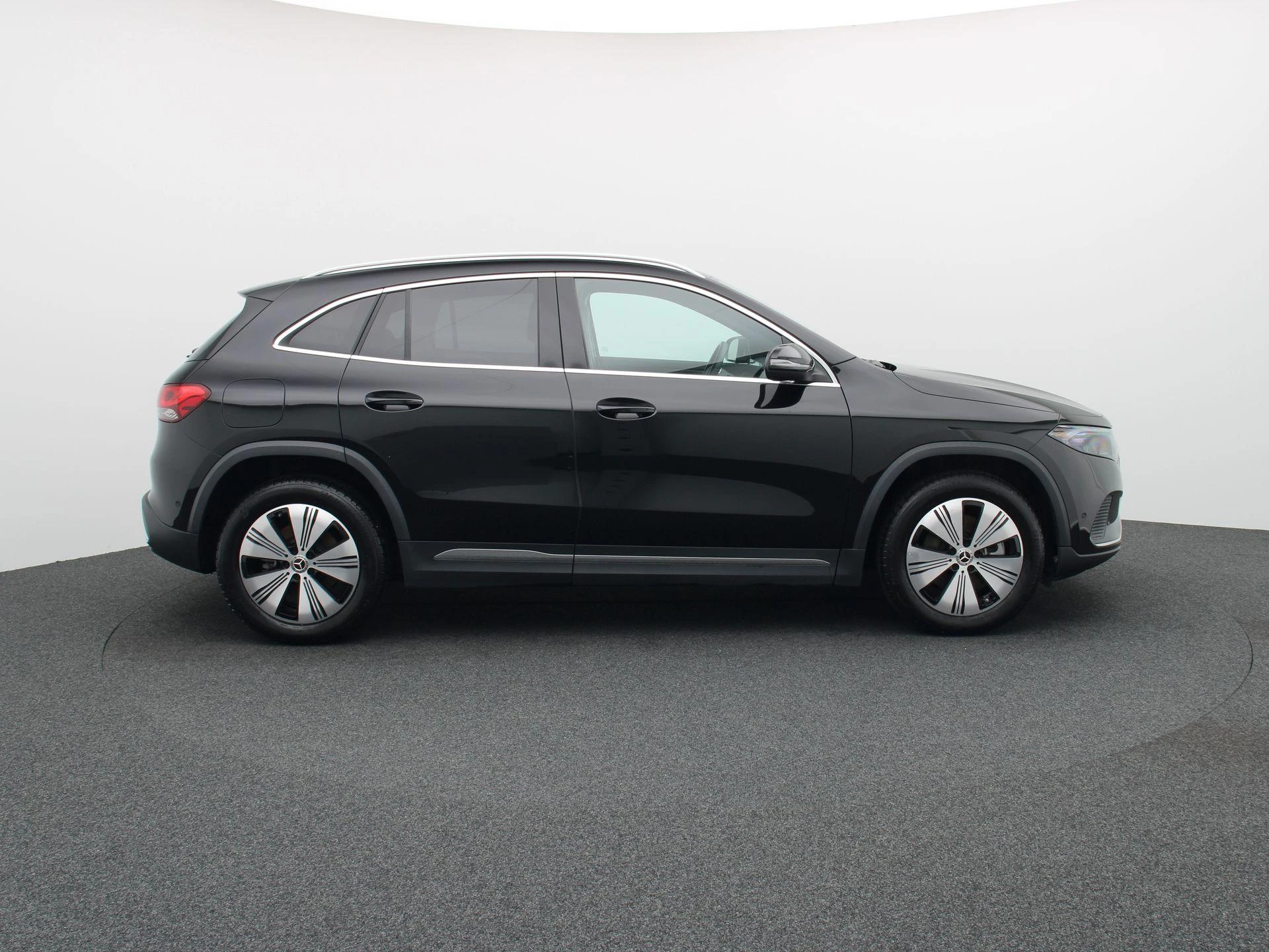Mercedes-Benz EQA 250 Business Line