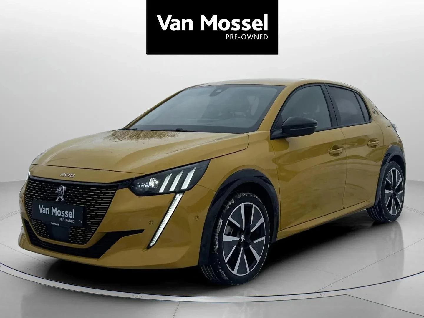 Peugeot-e-208-image-0