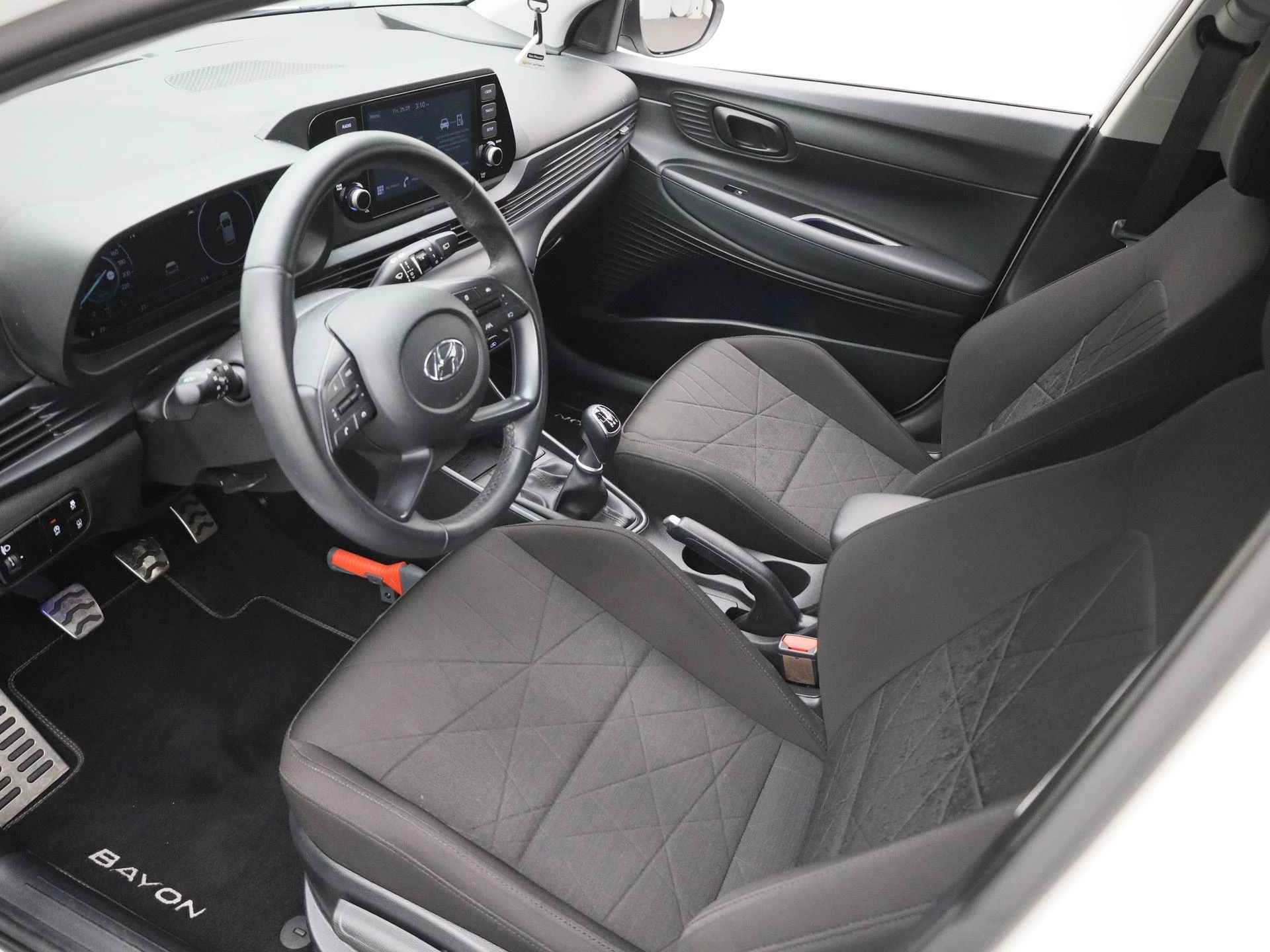 Hyundai-Bayon-image-14