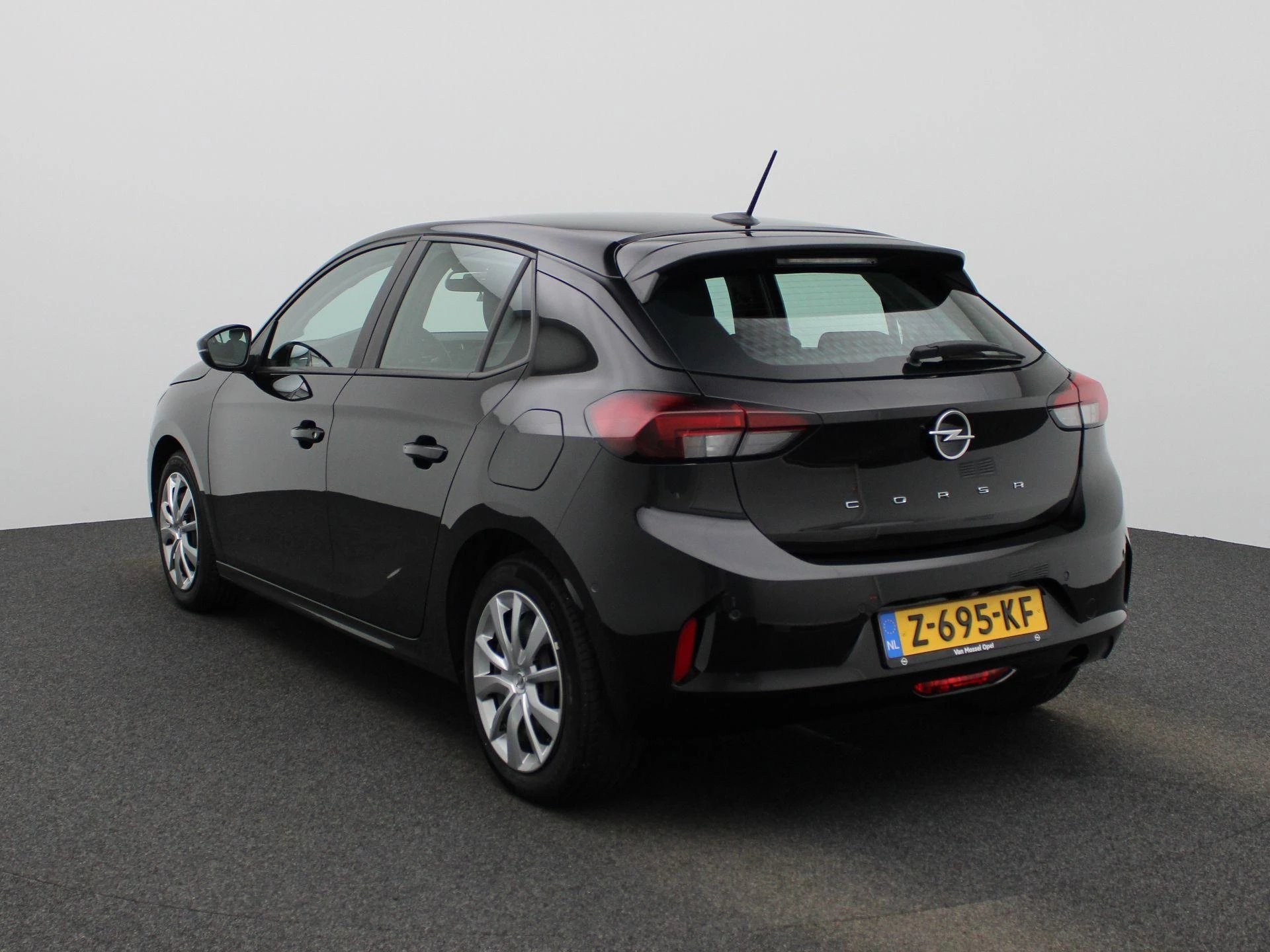 Opel-Corsa-image-1