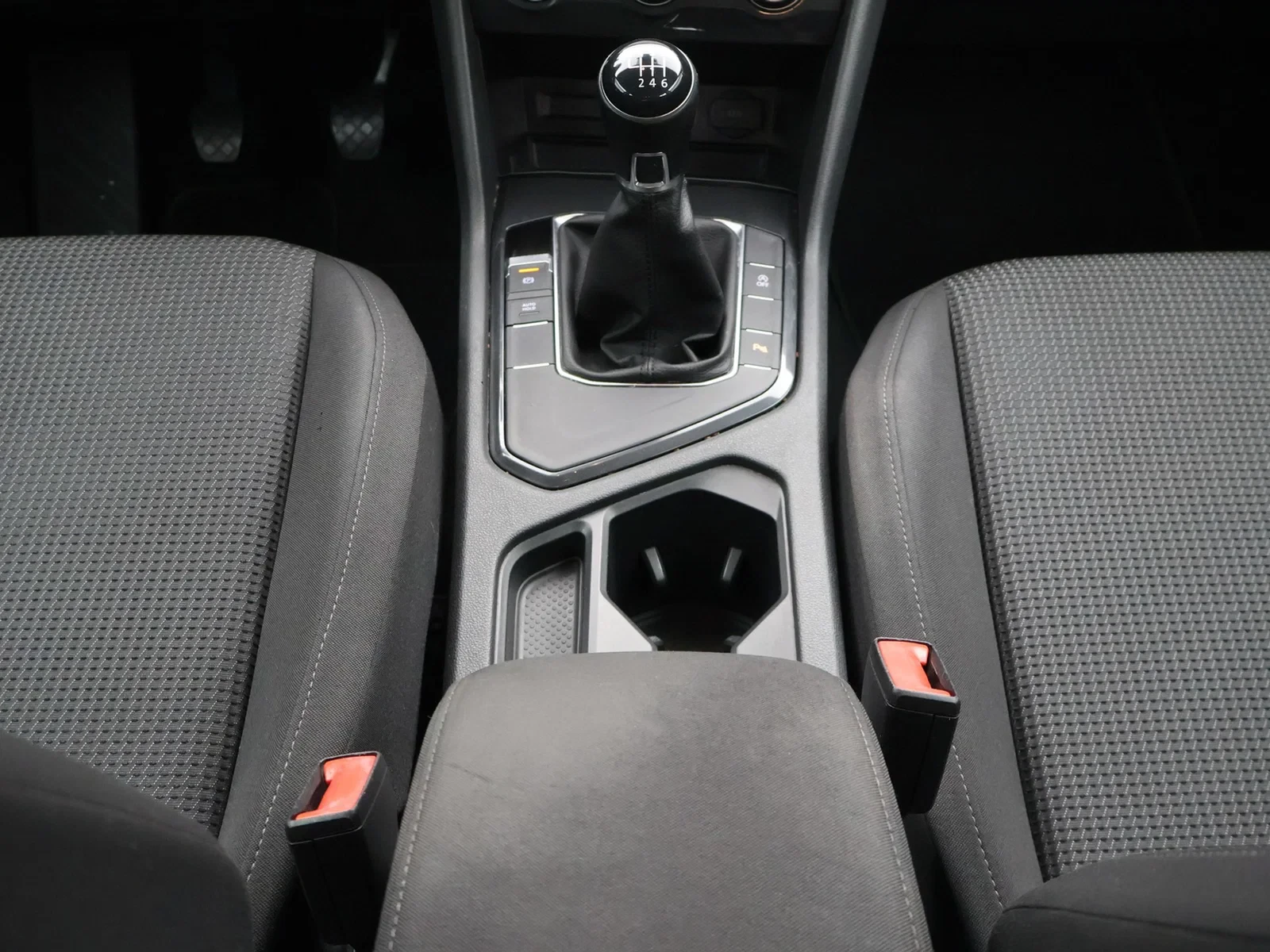 Volkswagen Tiguan Trendline 1.5TSI 130PK *PDC*AUTOMATISCHE AIRCO*DAB RADIO*BLTH*...*