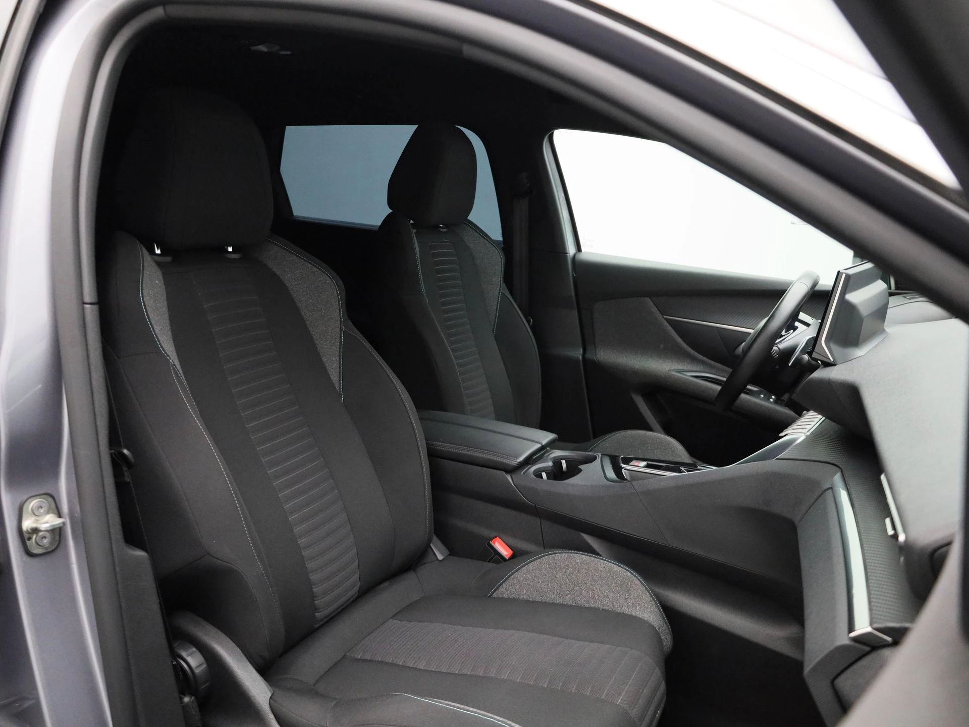 Peugeot-5008-image-28