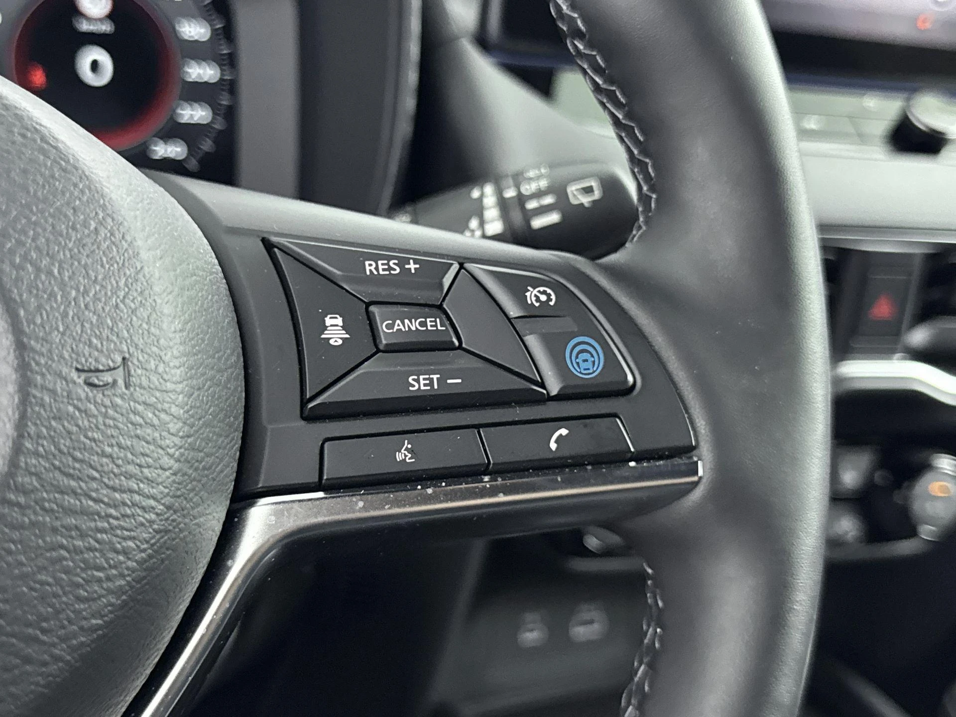 Nissan-Juke-image-7