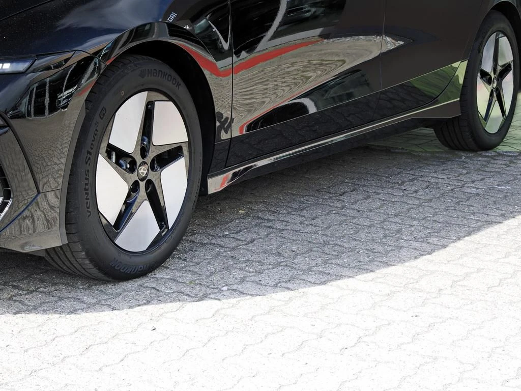 Hyundai-IONIQ 6-image-5