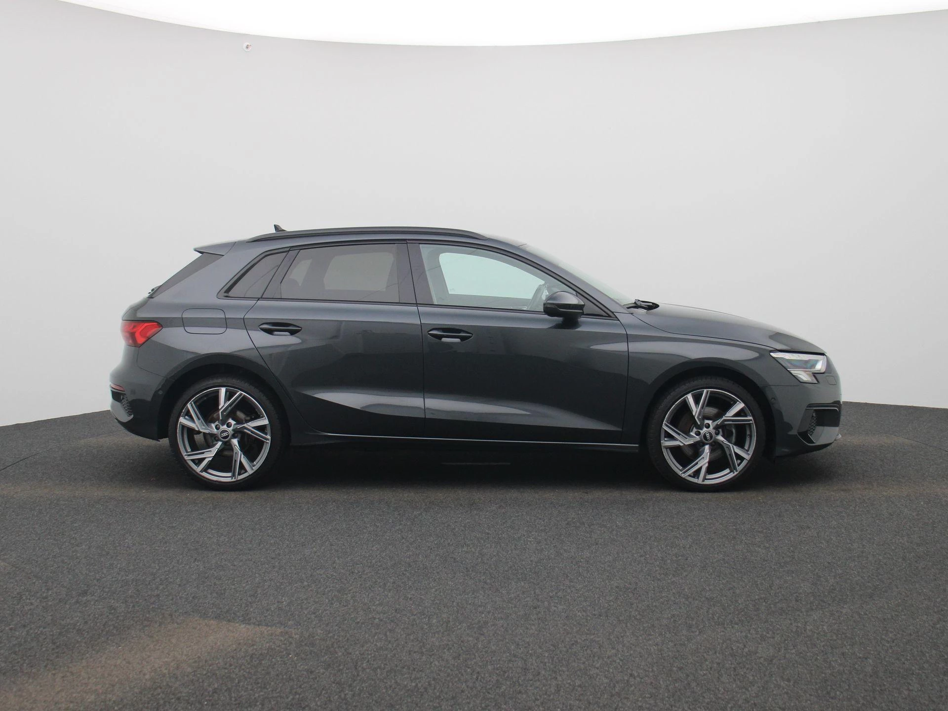 Audi A3 Sportback 40 TFSI e Business edition