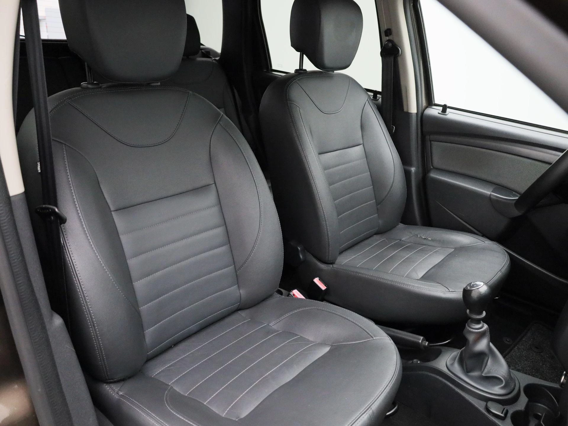 Dacia Duster 1.2 TCe 4x2 Blackshadow