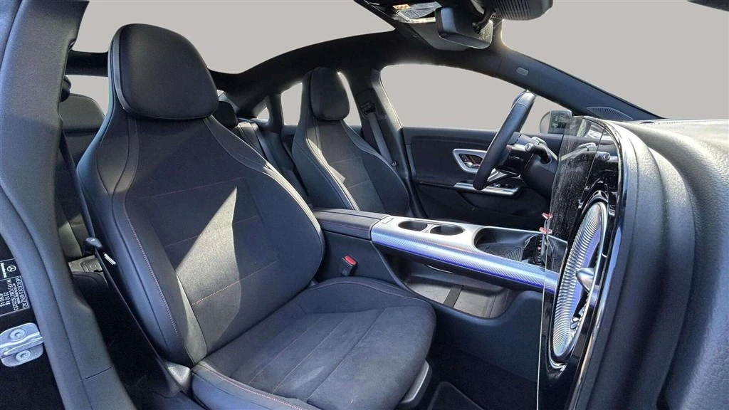 Mercedes-Benz-CLA-image-20