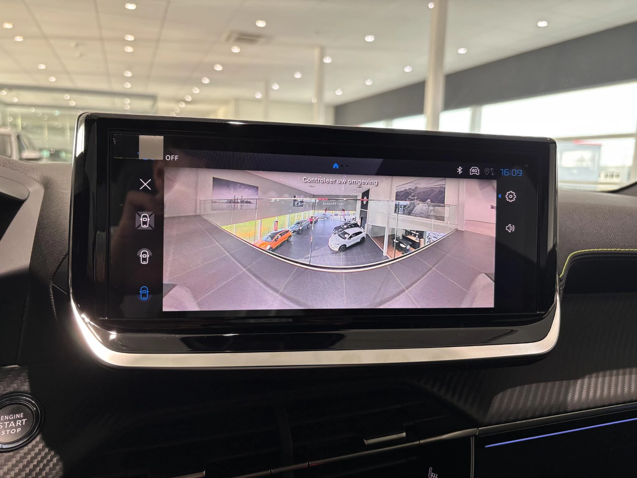 Peugeot-e-2008-image-22