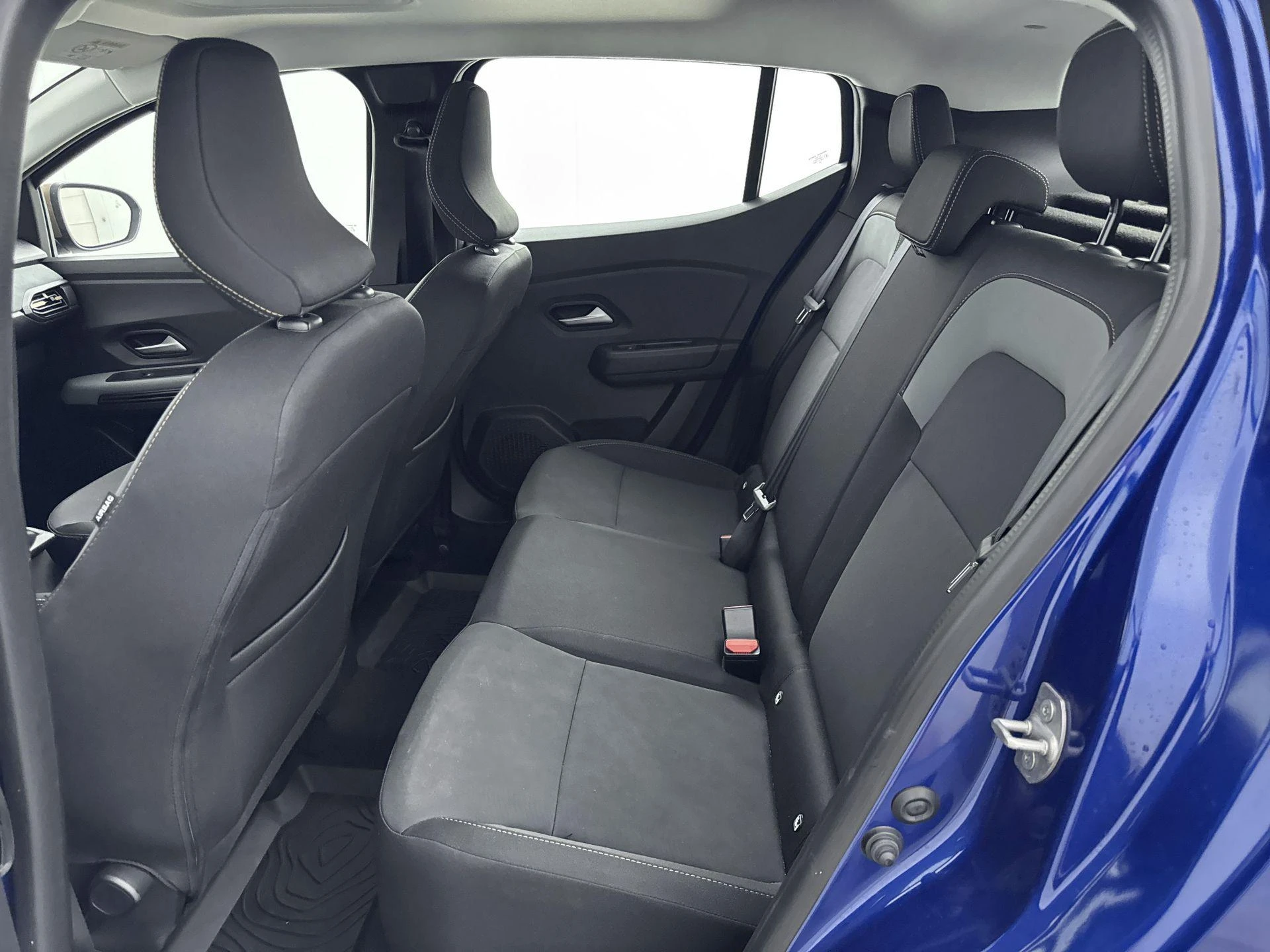 Dacia-Sandero Stepway-image-25