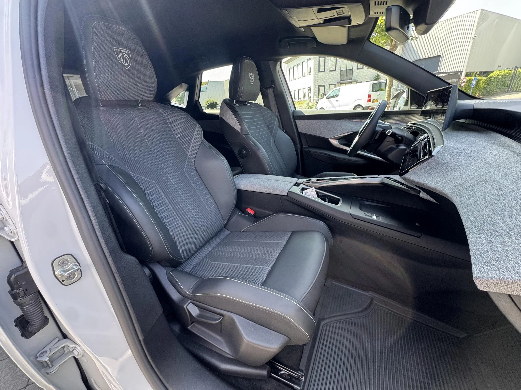 Peugeot 3008 1.2 Hybrid 136 GT