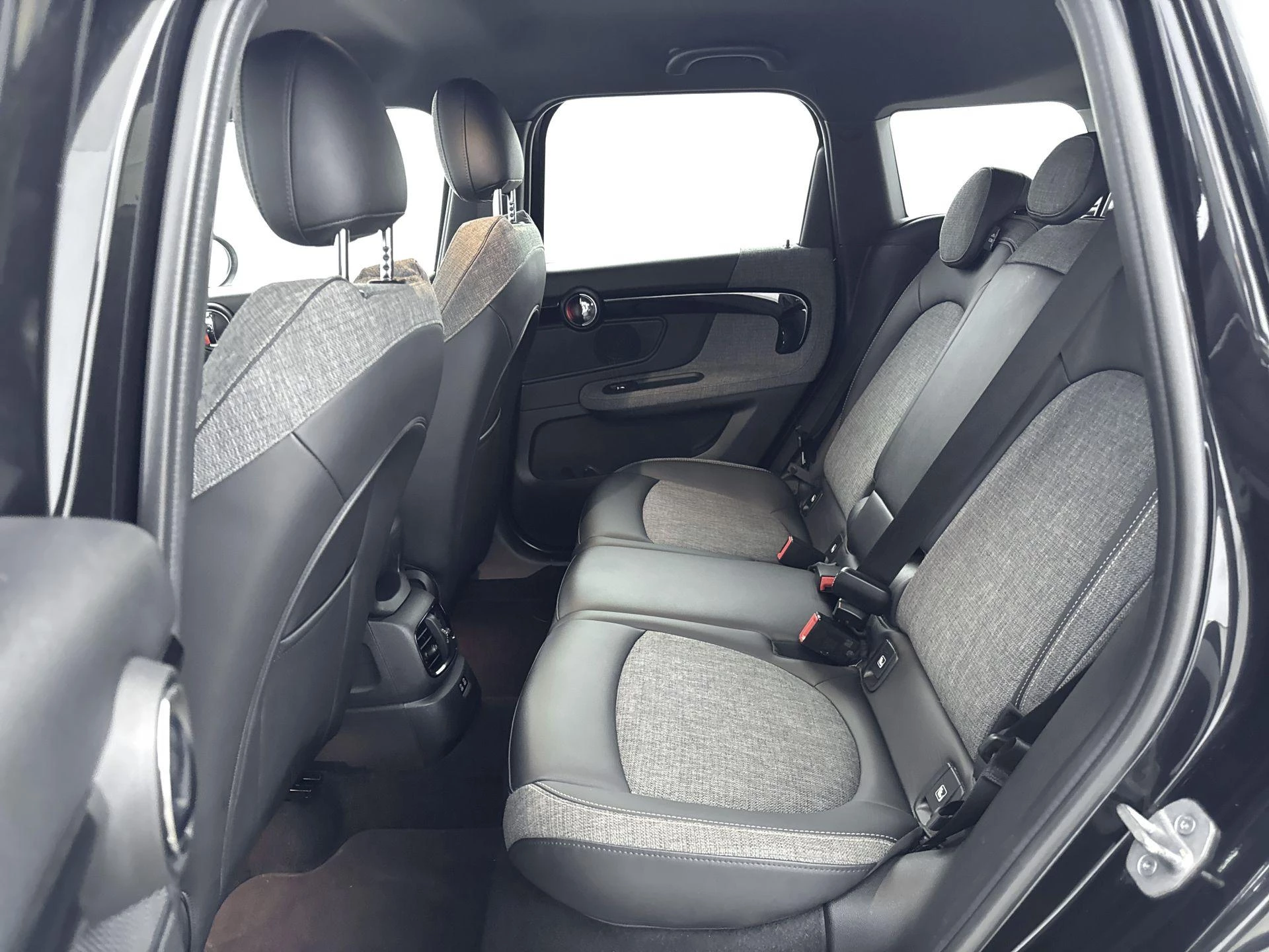 MINI-Countryman-image-24
