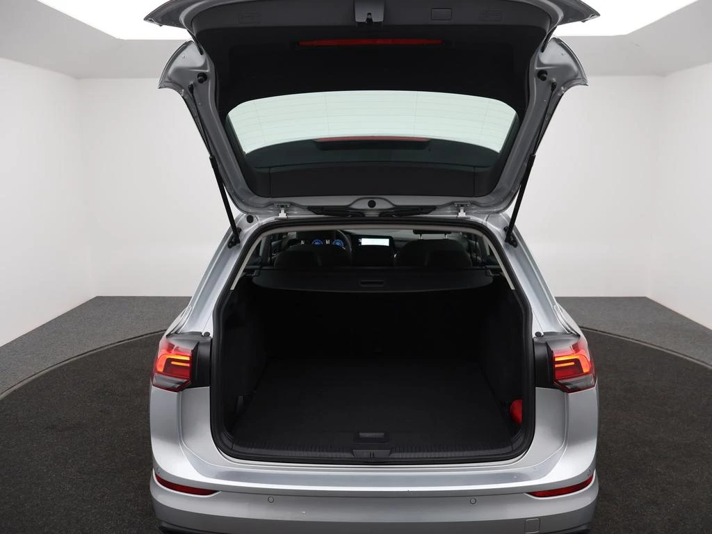 Volkswagen Golf VIII SW Golf 1.5eTSI Life 130PK *AUTOMAAT*PDC*ACC*NAVI*VIRTUAL COCKPIT*APP-CONNECT*...*