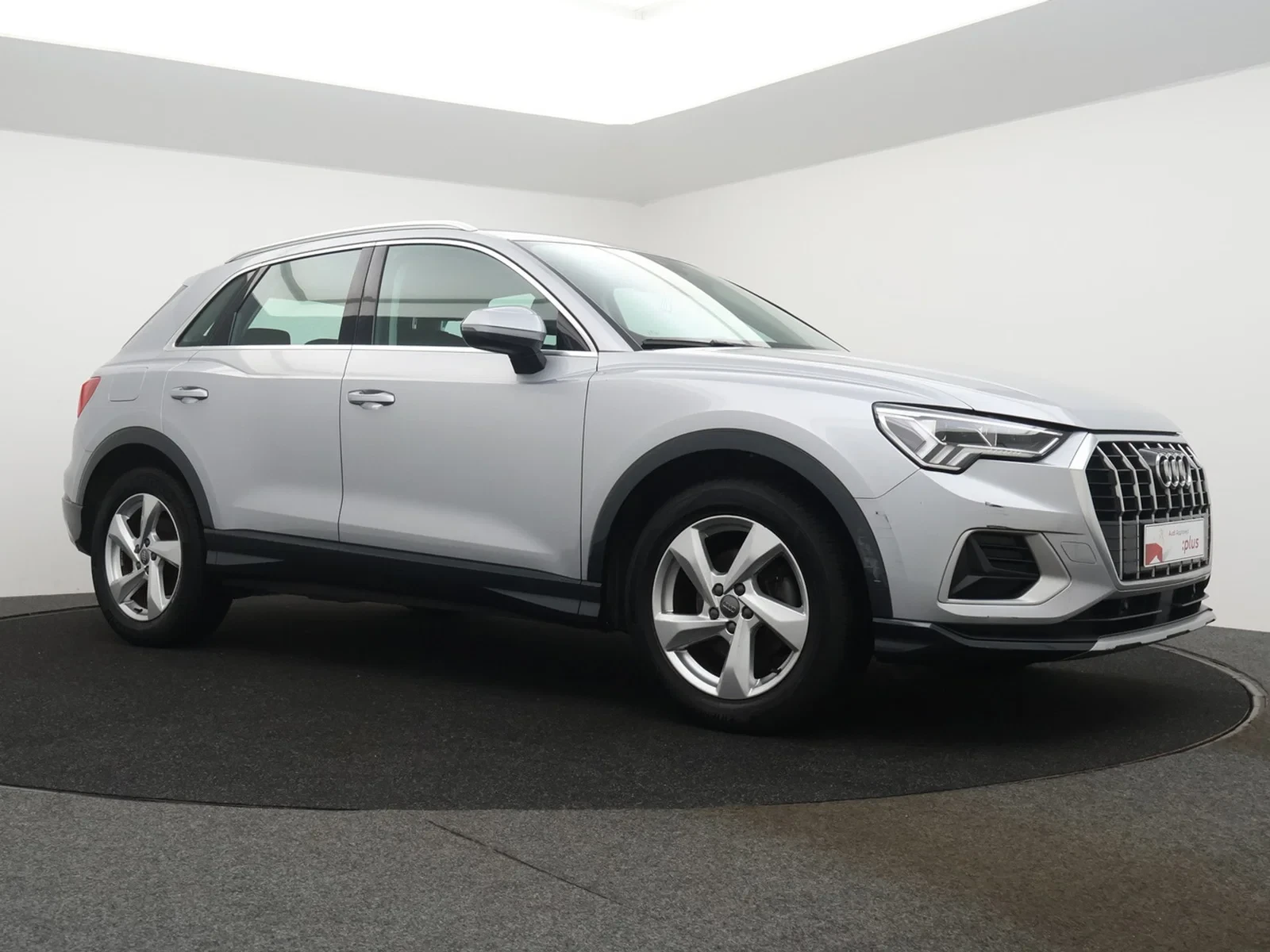 Audi-Q3-image-3