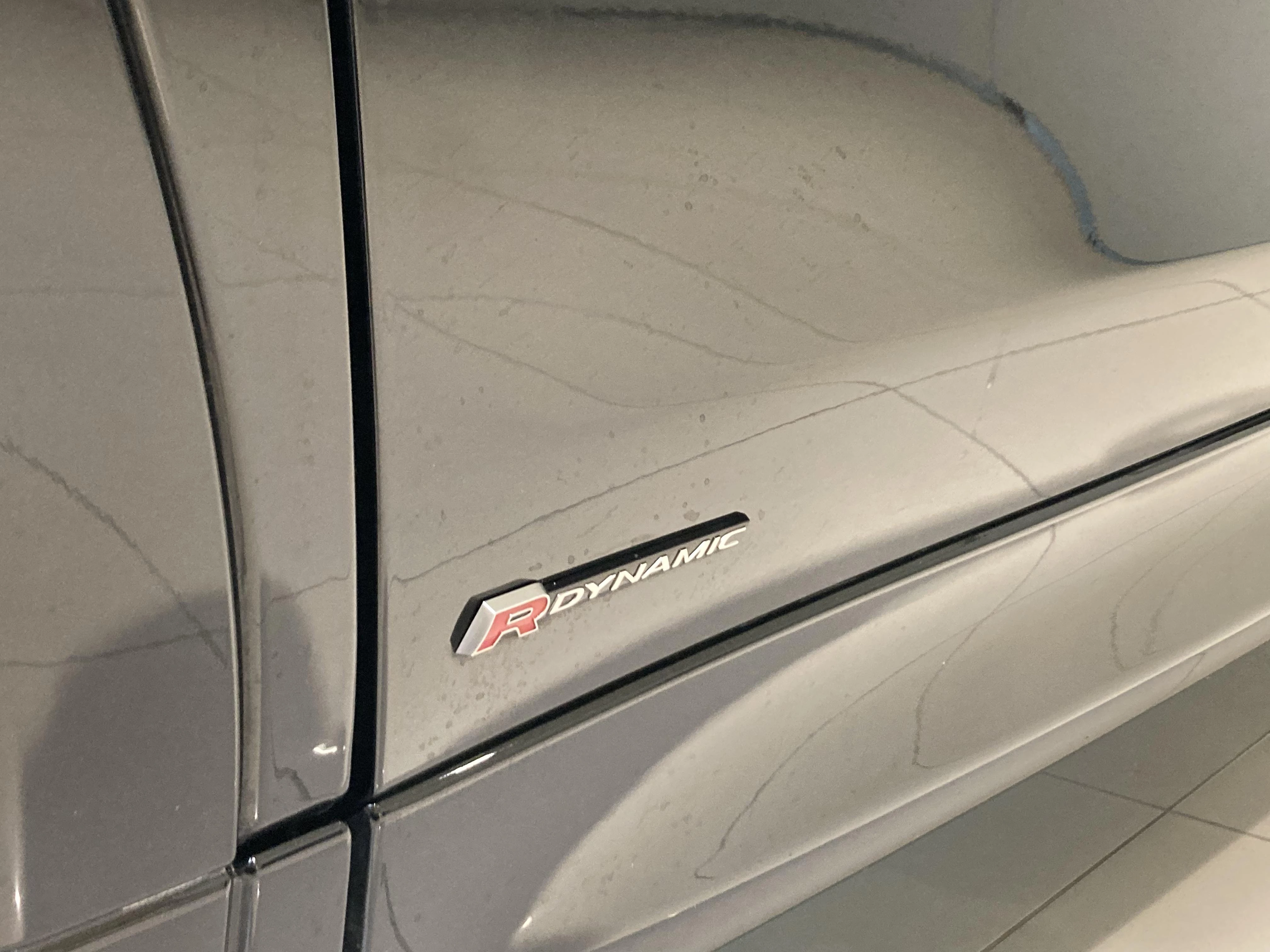 Land Rover-Discovery Sport-image-14