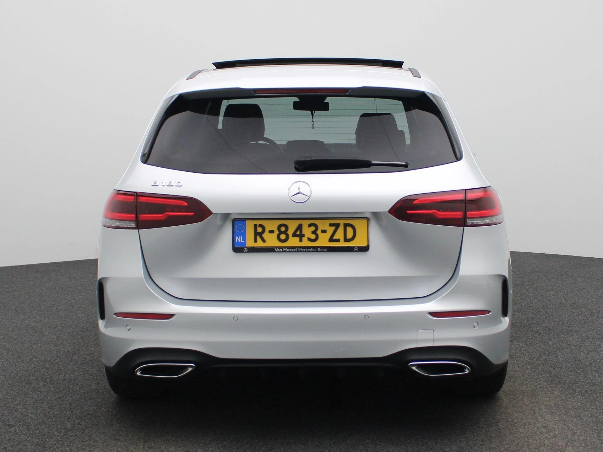 Mercedes-Benz-B-Klasse-image-4