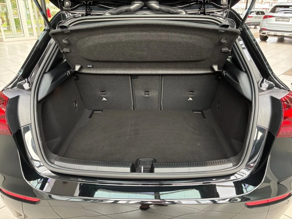 Mercedes-Benz-A-Klasse 180 d-image-13