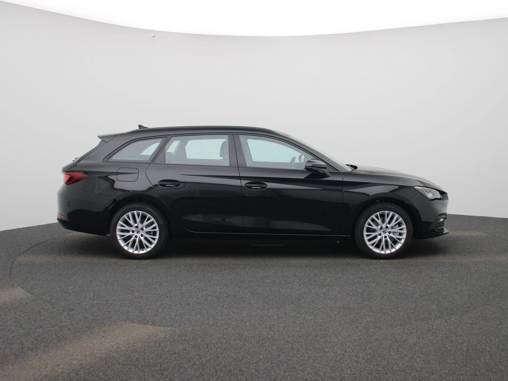 SEAT-Leon-image-5