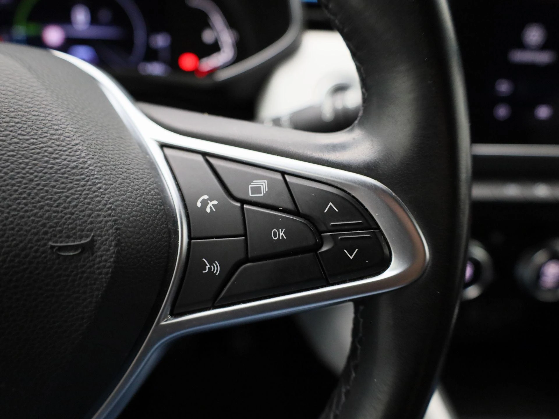 Renault-Clio-image-15