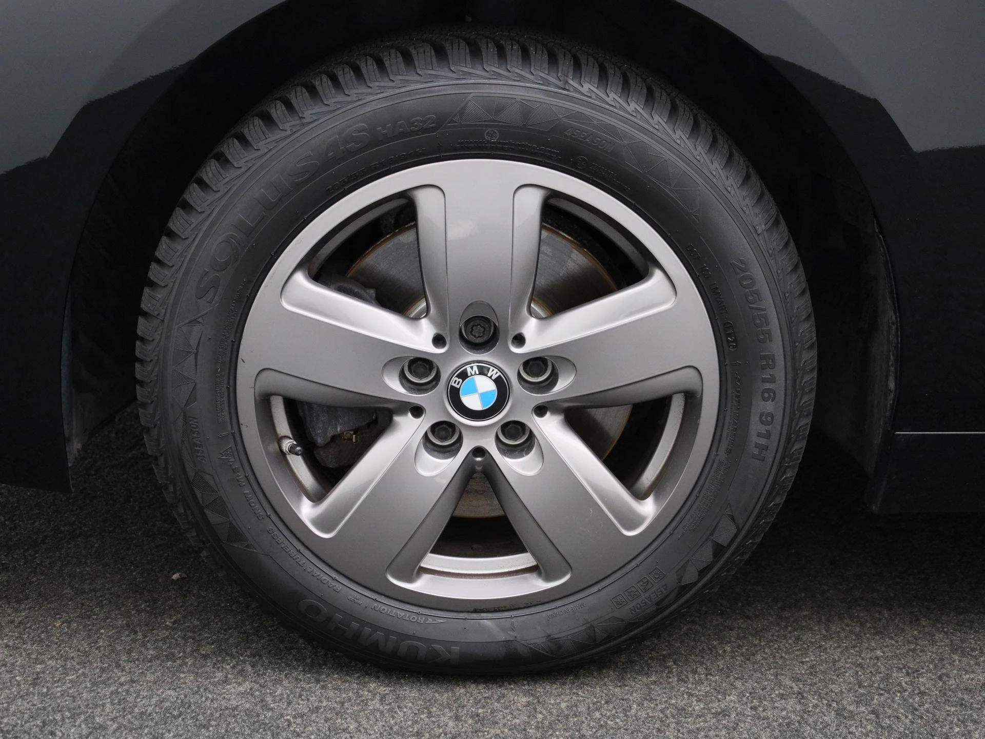 BMW-1 Reeks-image-13