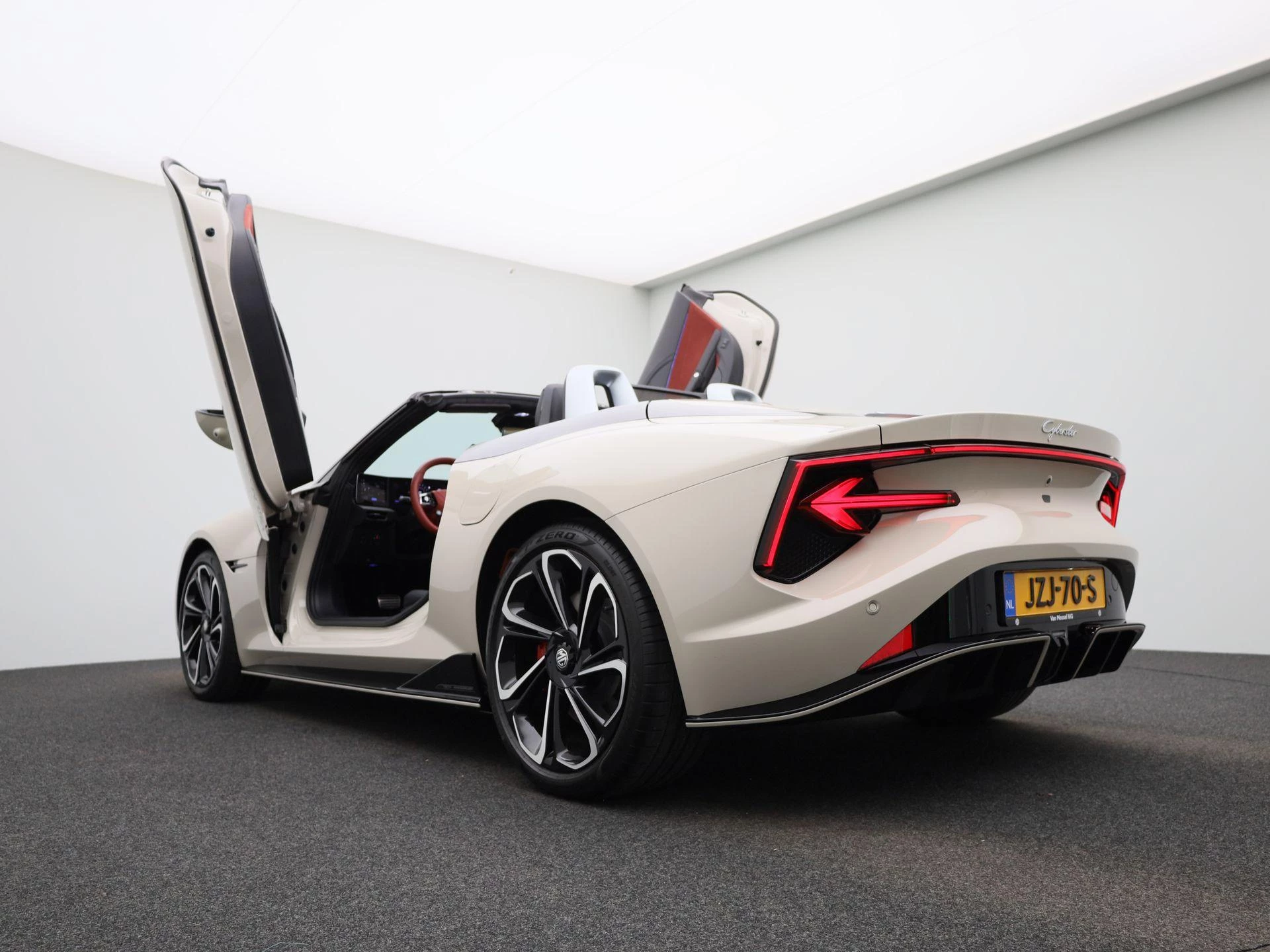 MG Cyberster GT AWD Dual Motor 77kWh