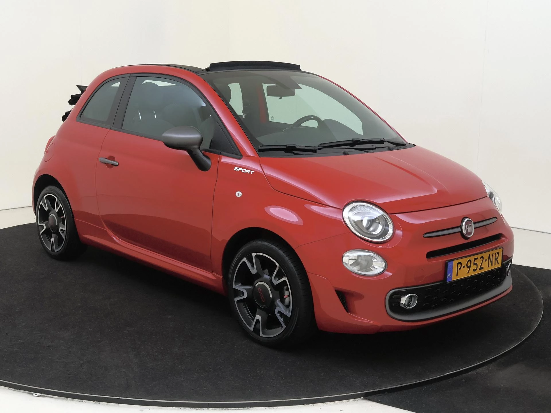 Fiat-500C-image-1