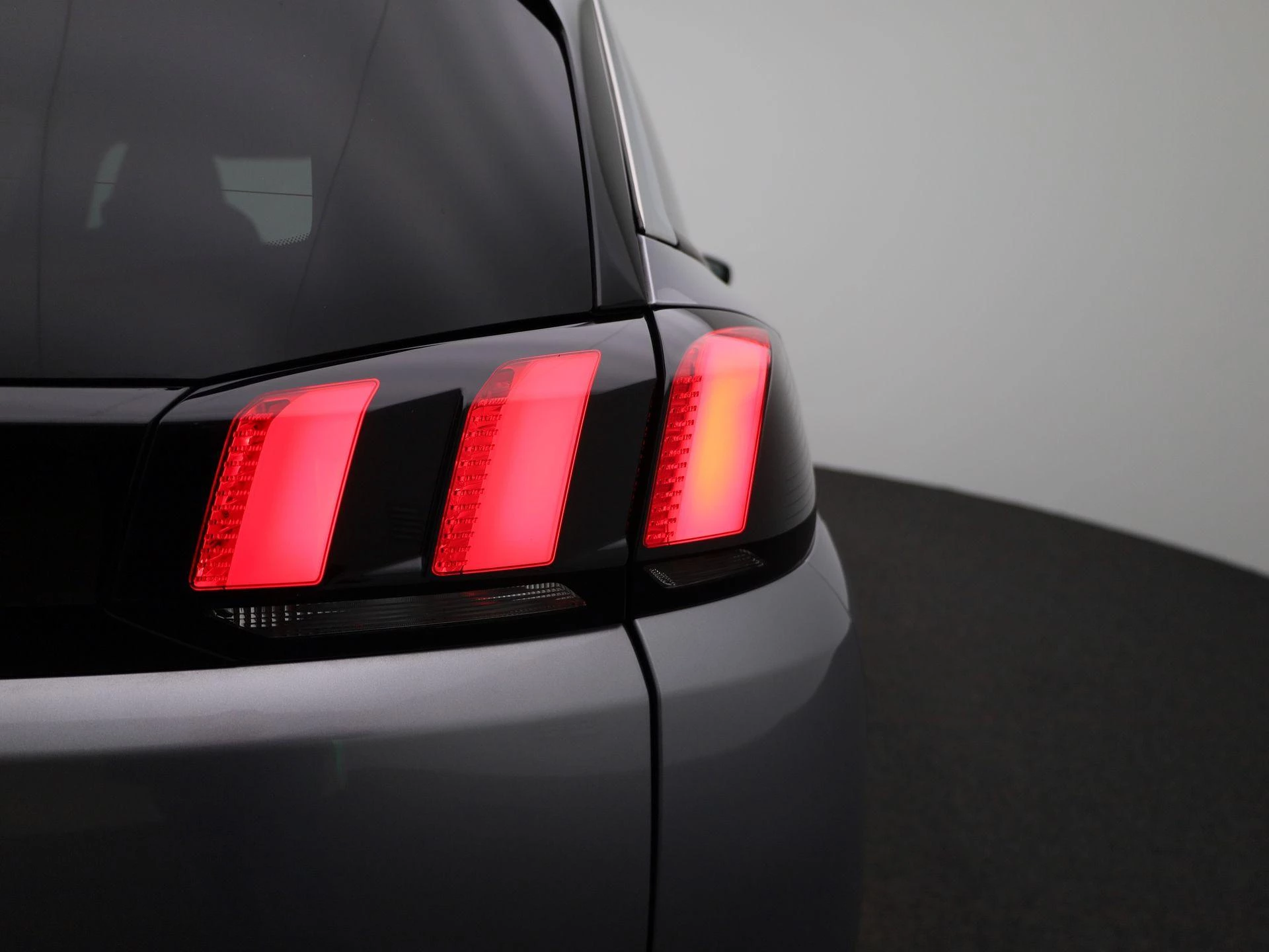 Peugeot-5008-image-40