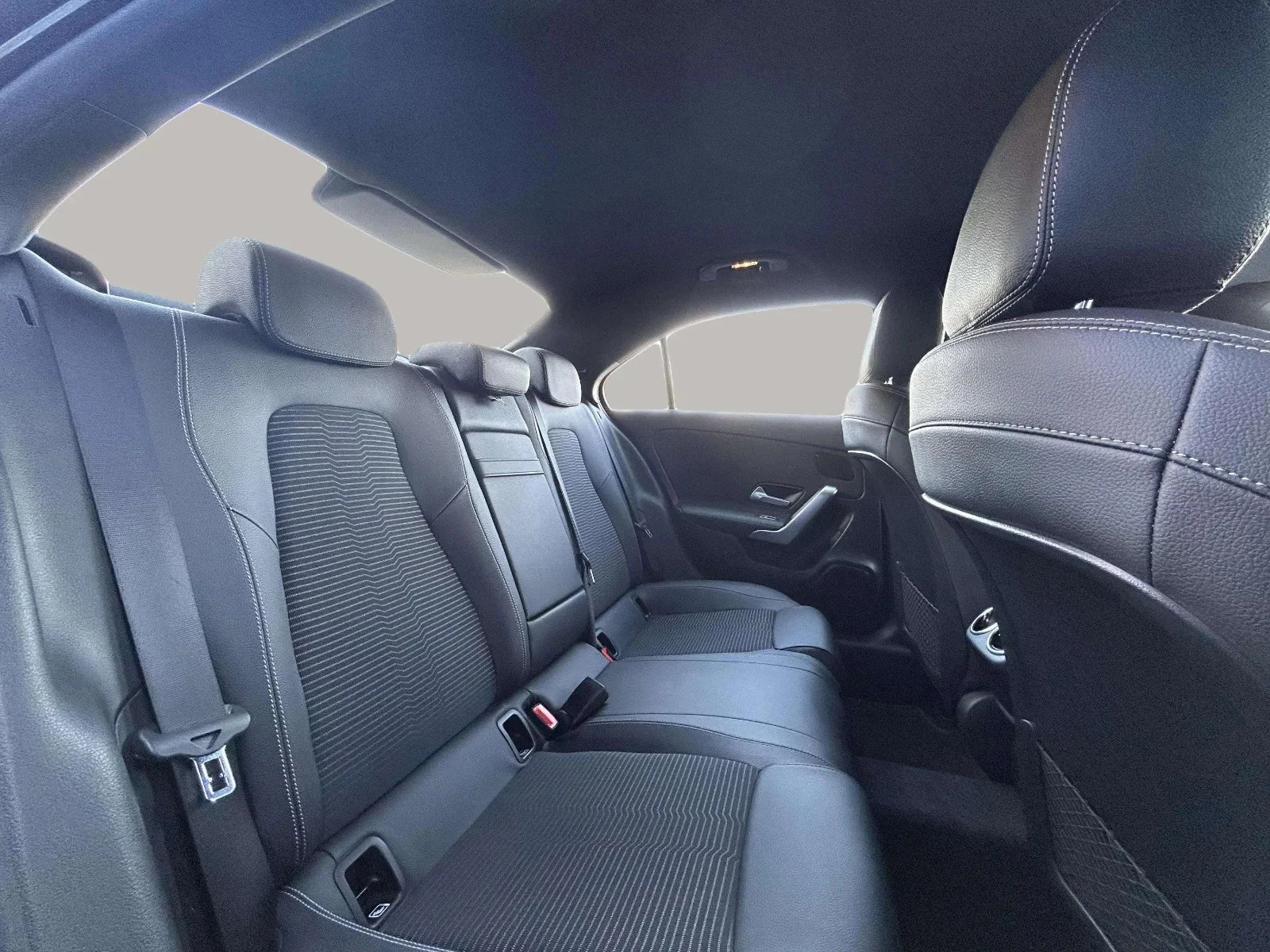 Mercedes-Benz-A-Klasse-image-15