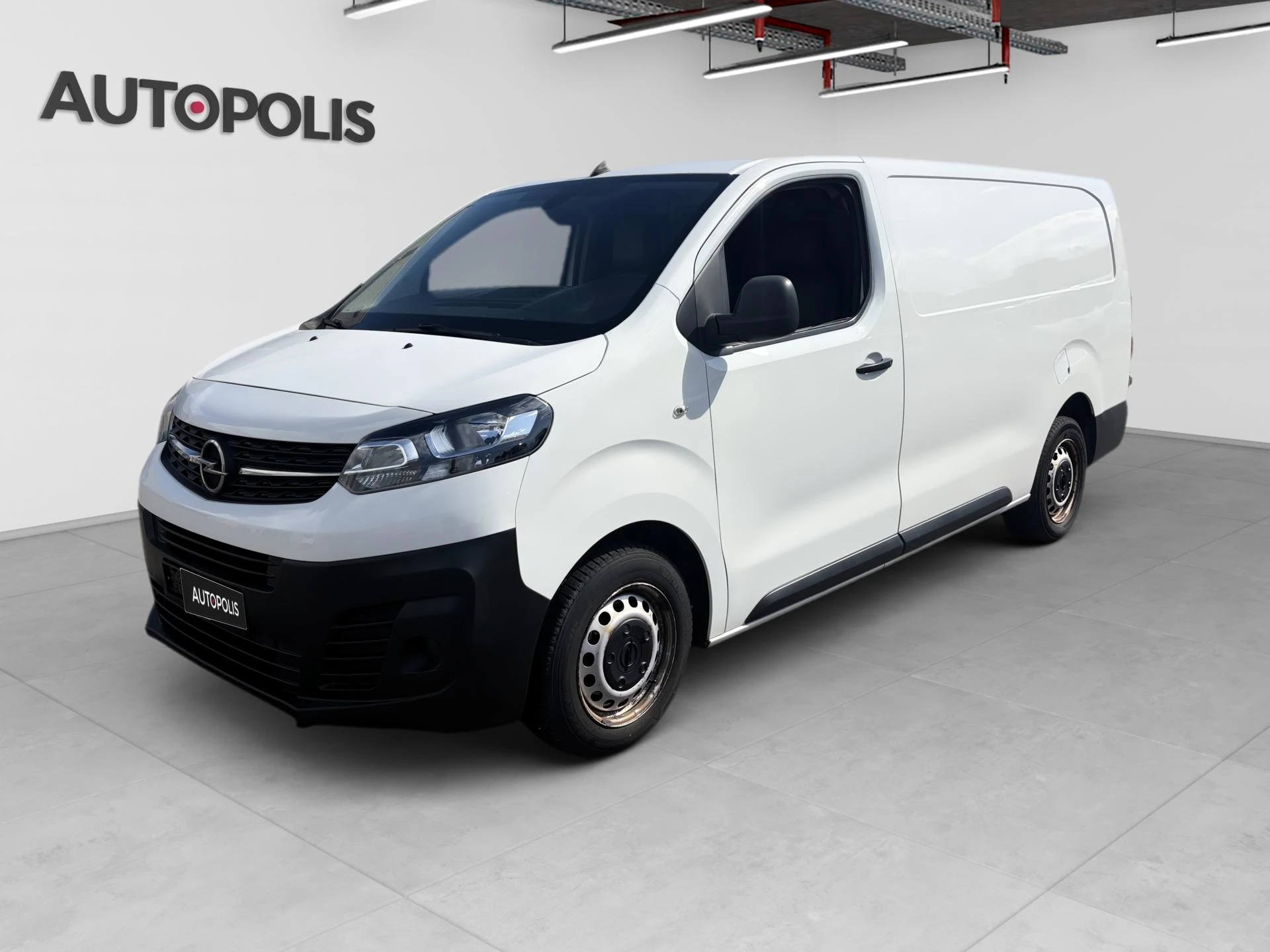 Opel-Vivaro-image-0