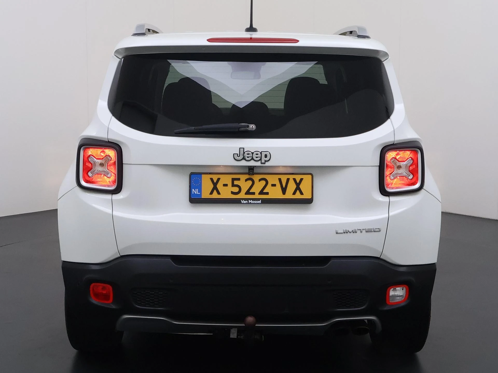 Jeep-Renegade-image-28