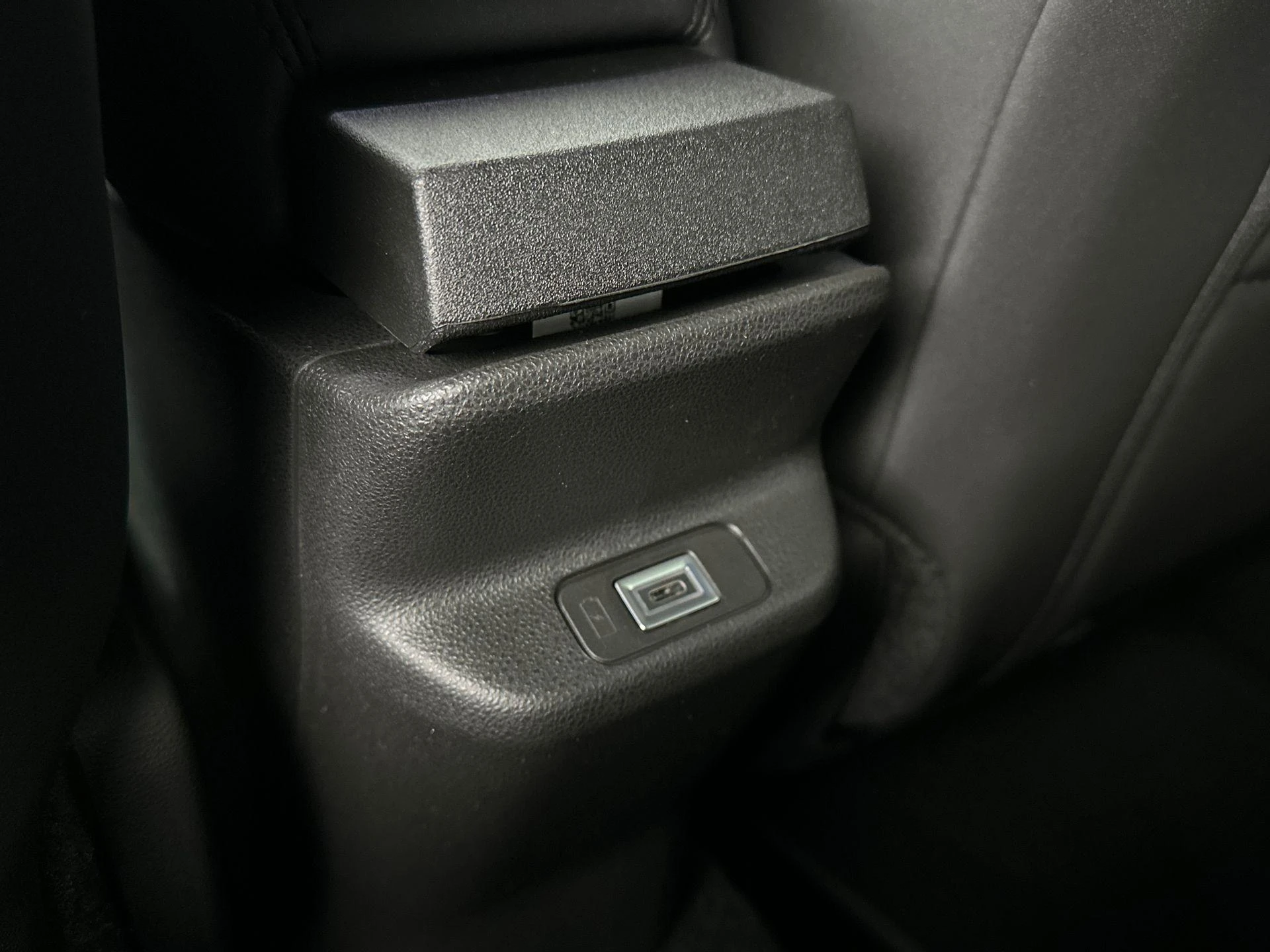 Jeep-Avenger-image-21