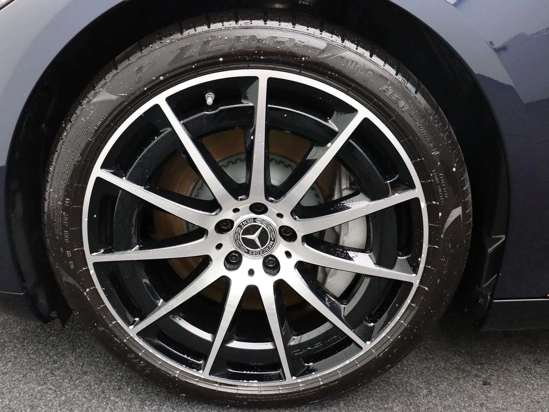 Mercedes-Benz EQS 350 STAR EDITION + AMG + LEDER + PANO DAK + DIGITAL LIGHT + HEAD UP