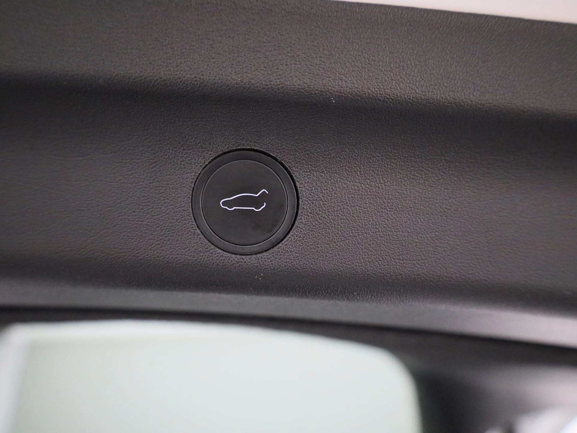 Tesla Model Y Long Range Dual Motor AWD