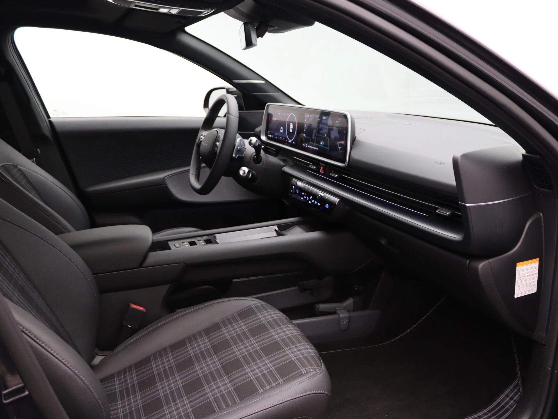 Hyundai-IONIQ 6-image-29