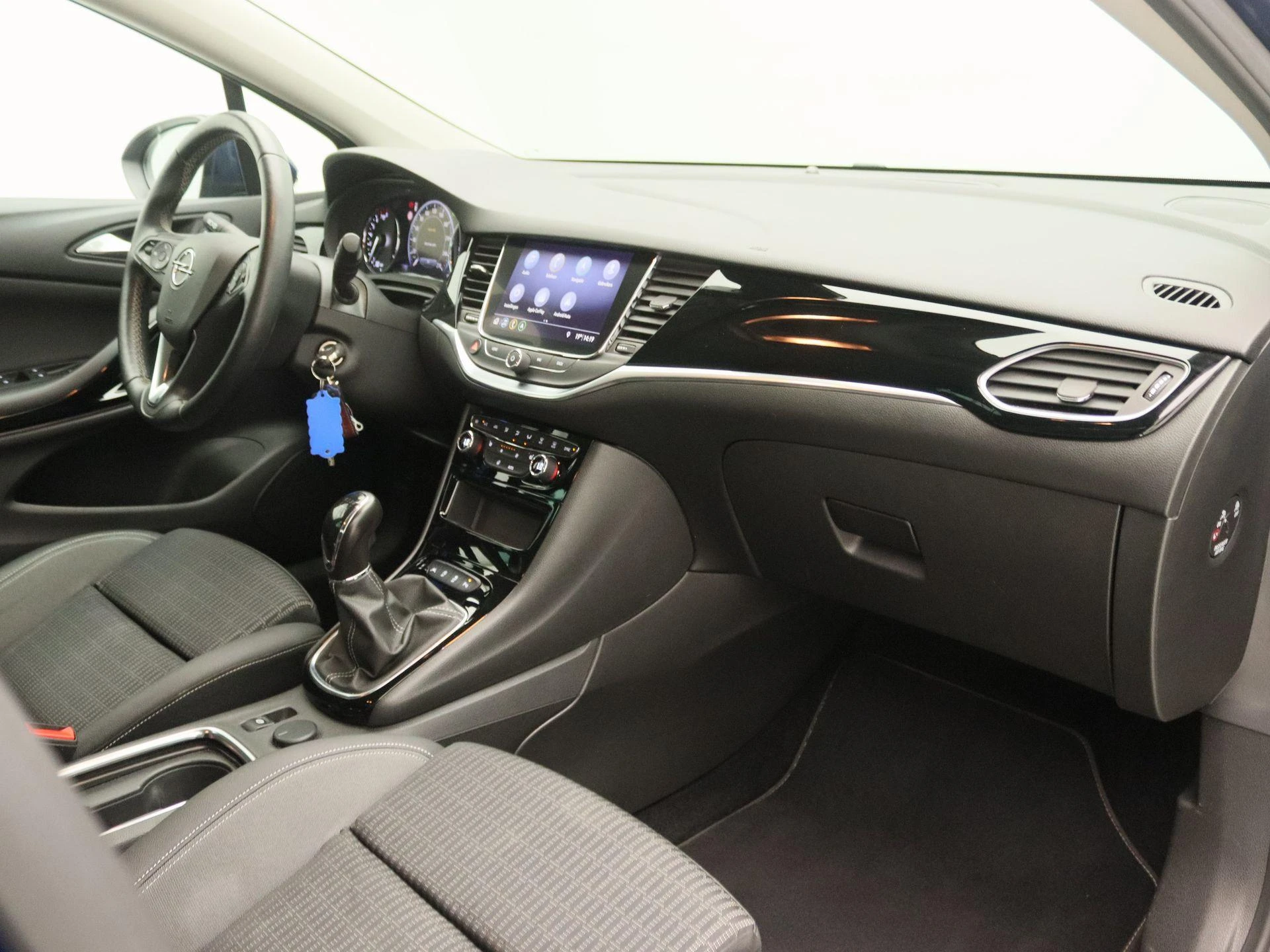 Opel-Astra-image-22