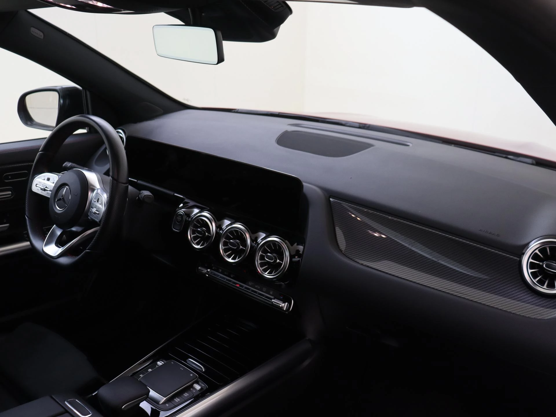 Mercedes-Benz GLA 250 e Business Solution AMG Limited