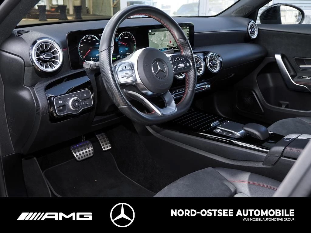 Mercedes-Benz A-Klasse 250 e AMG NAVI KAMERA NIGHT TEMPOMAT LED AMG Line