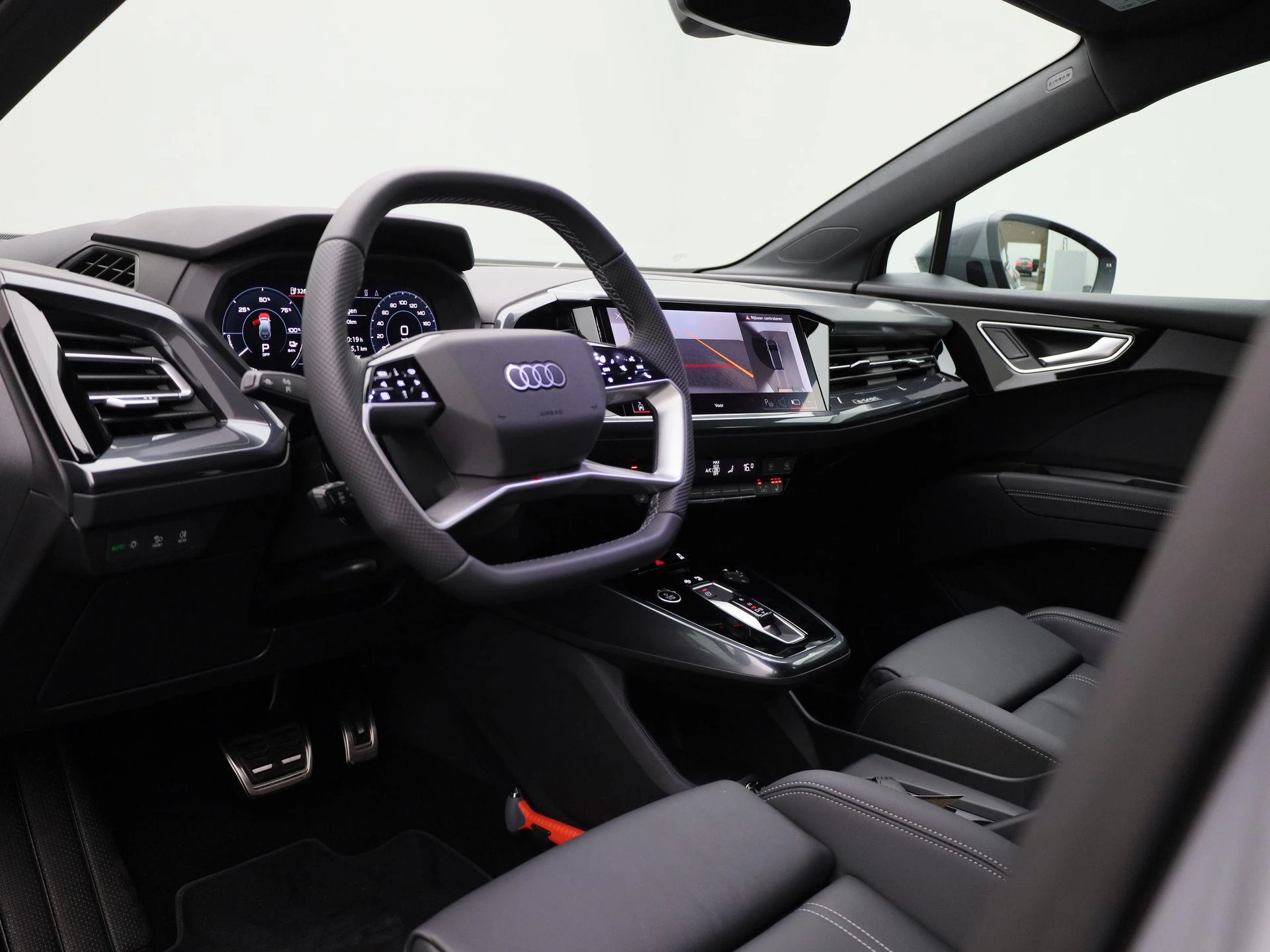 Audi-Q4 e-tron-image-38