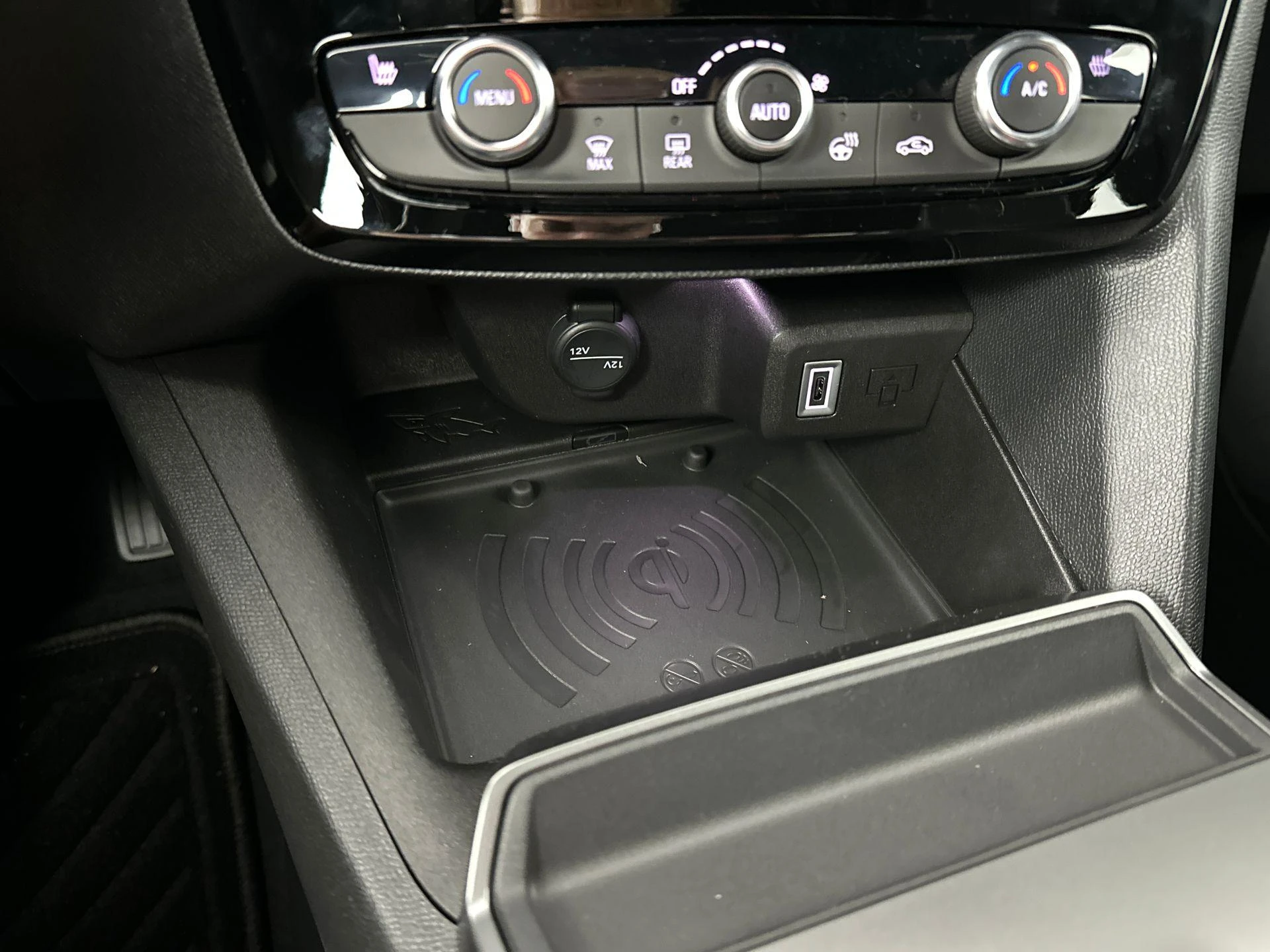 Opel-Mokka-e-image-18