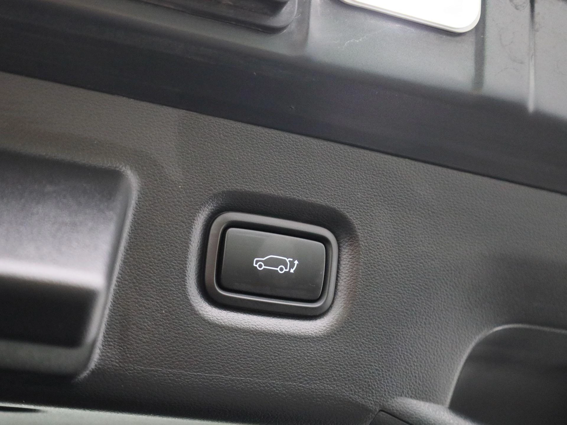 Hyundai-IONIQ 5-image-13