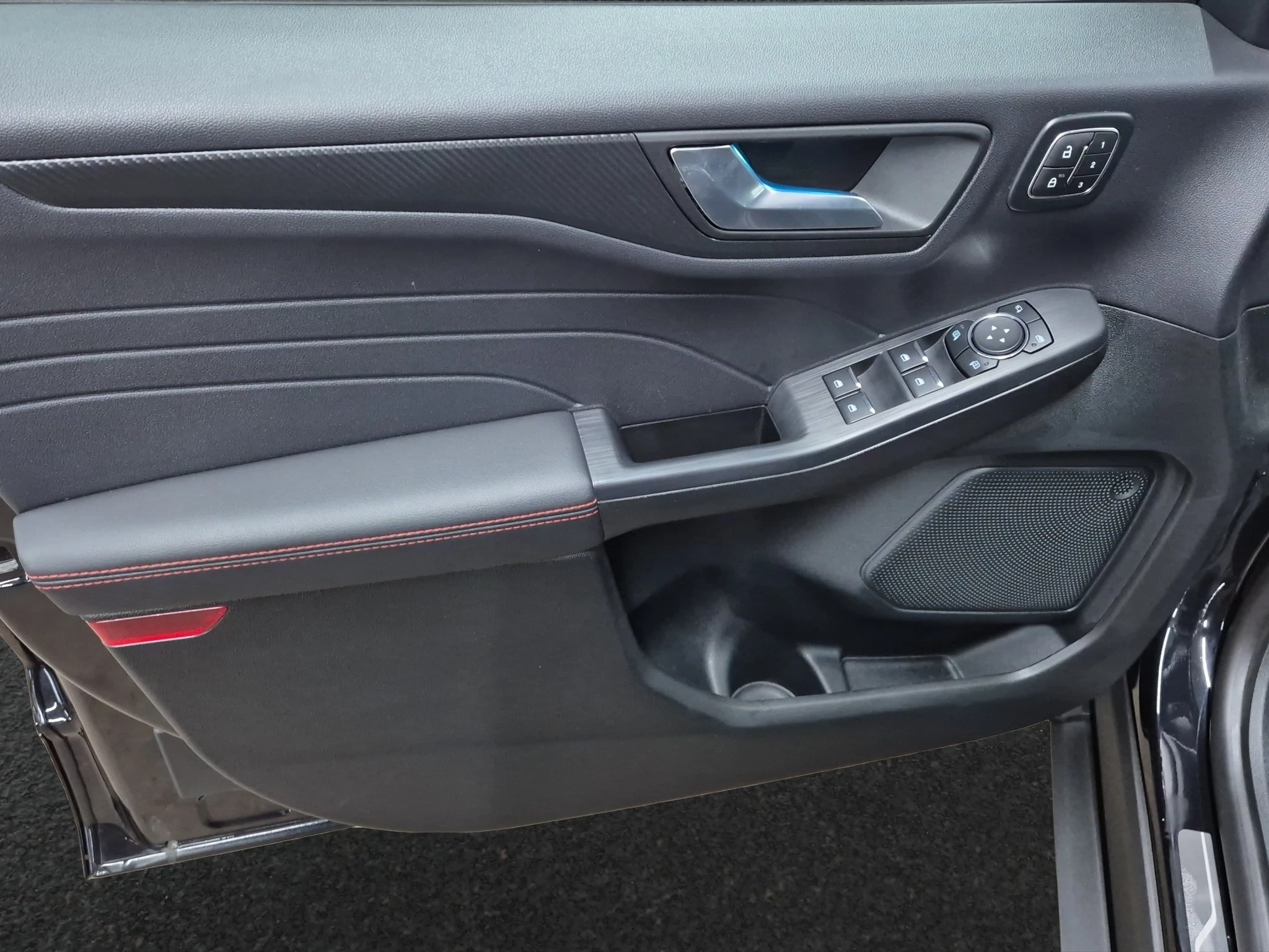 Ford-Kuga-image-15