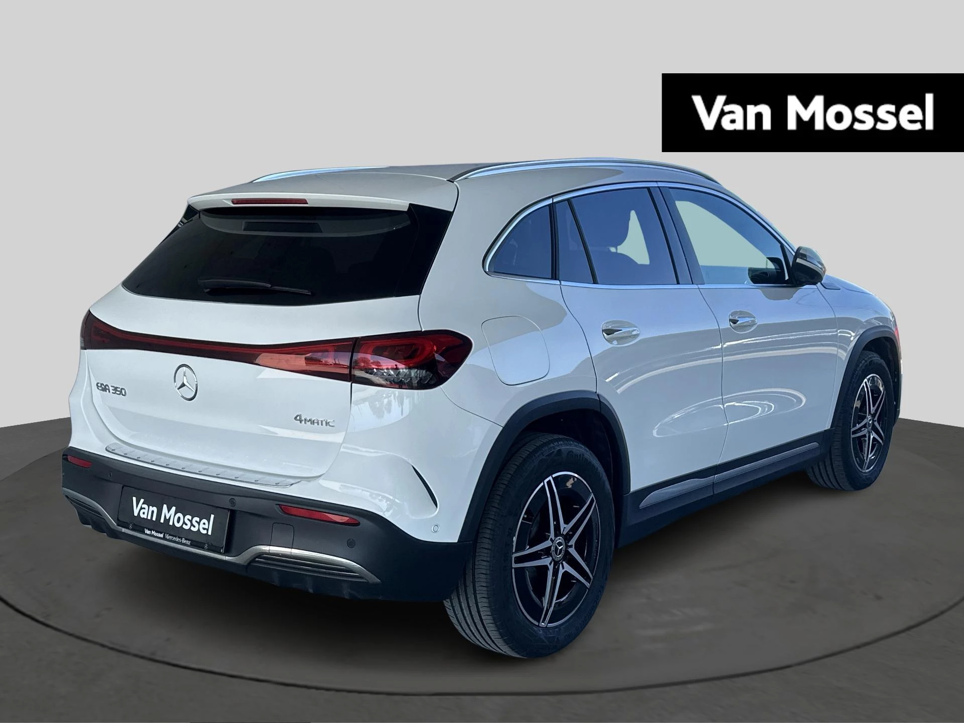 Mercedes-Benz EQA 350 4MATIC AMG Line + TREKHAAK + 360 CAMERA + MEMORY ZETELS +